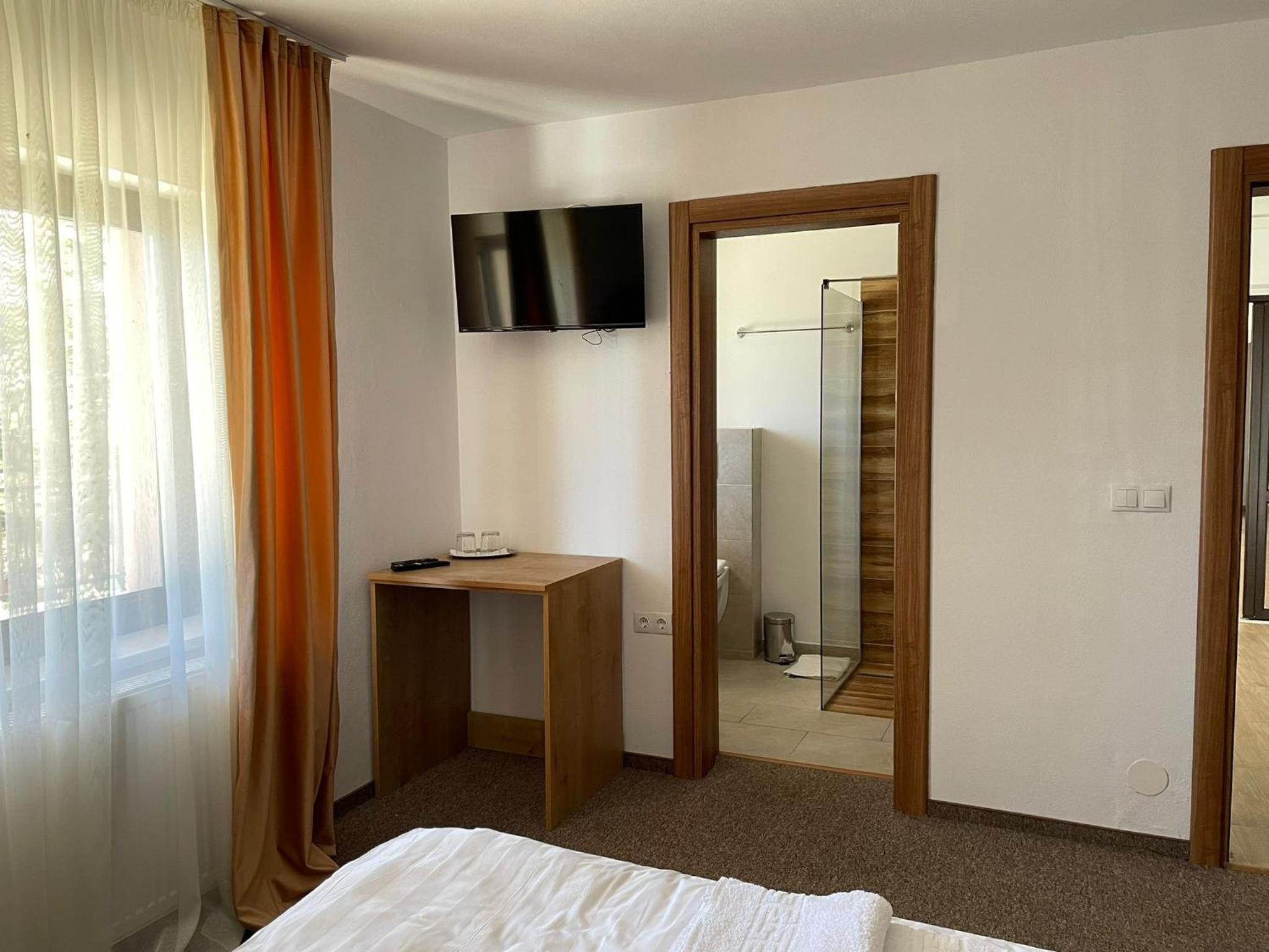 Standard Double Room photo 1
