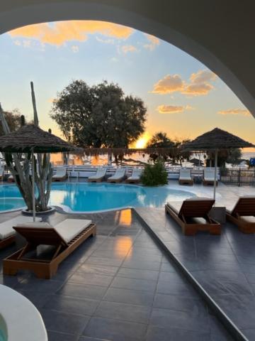 Two-Bedroom Suite with Sea View photo 3