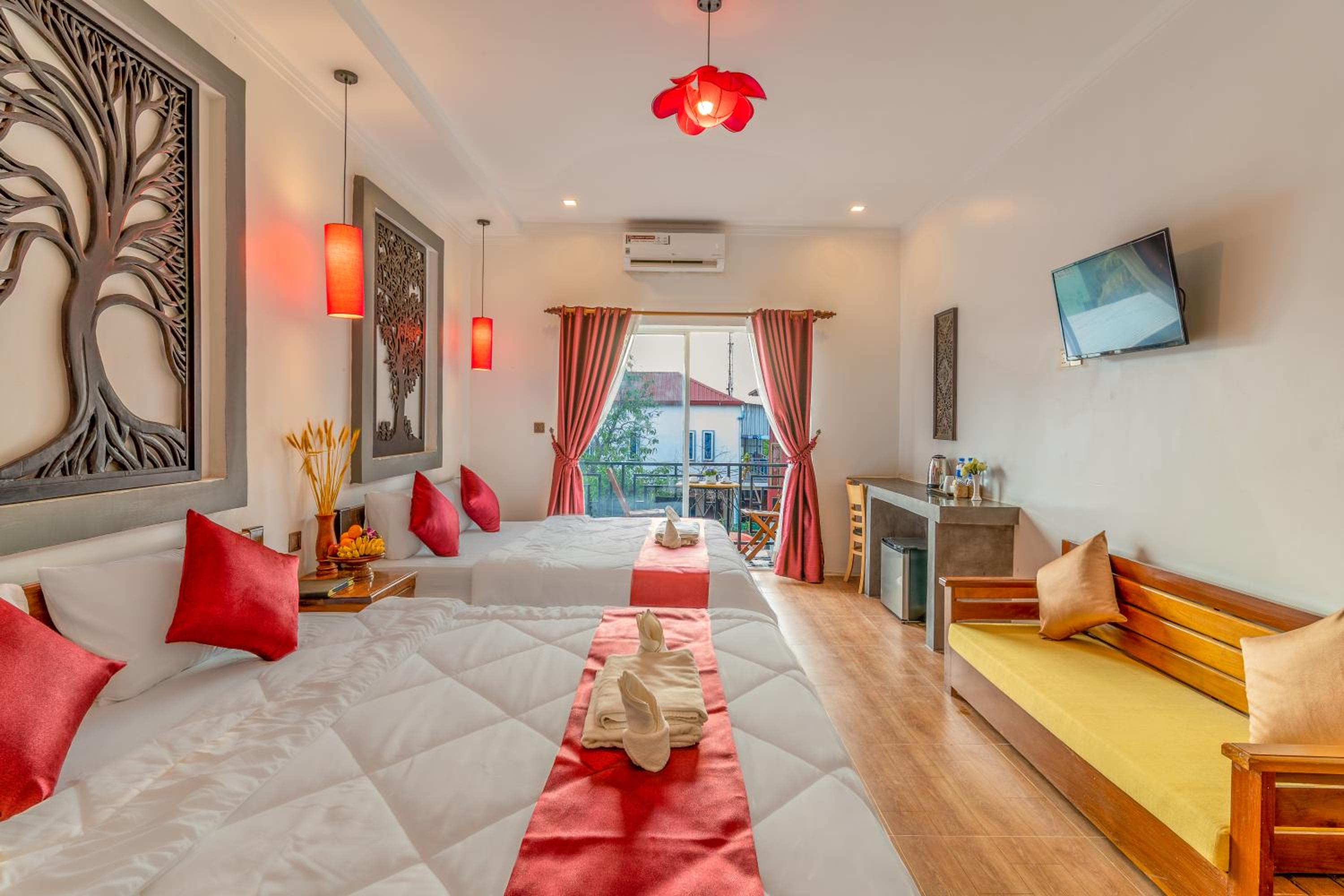 Twin Room With Balcony photo 2
