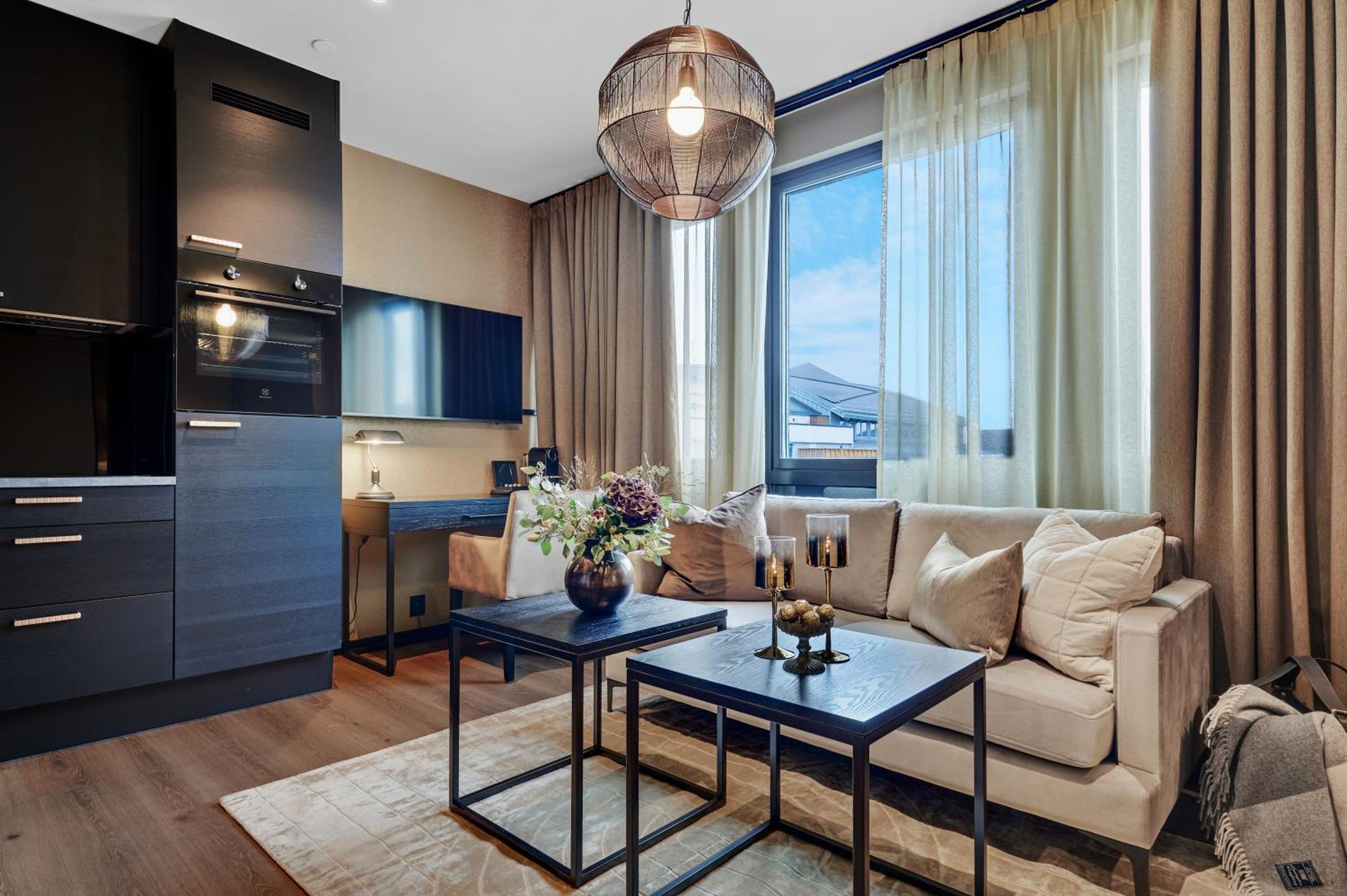 Studio Apartment