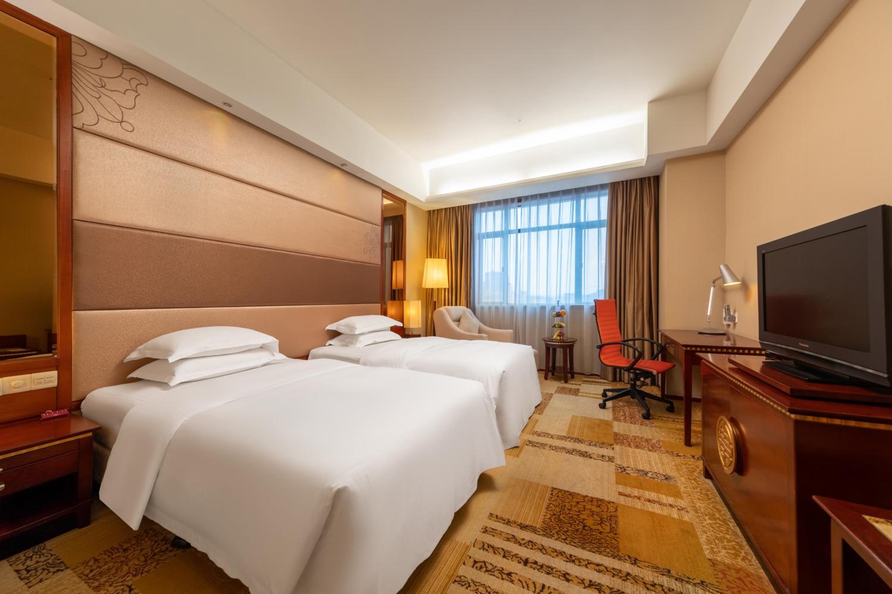 Standard Twin Room with Two Twin Beds photo 1