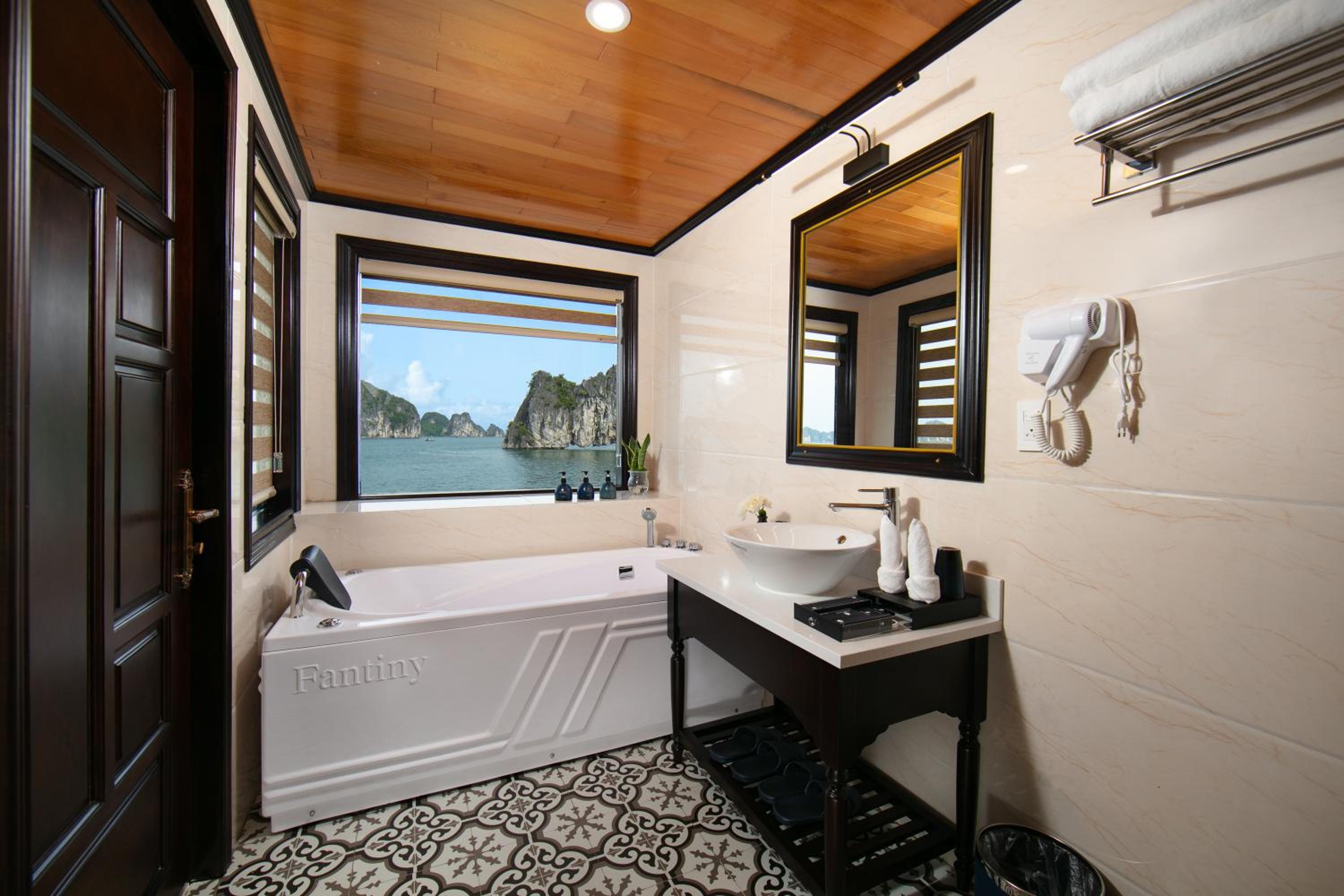 Double or Twin Room with Balcony photo 3