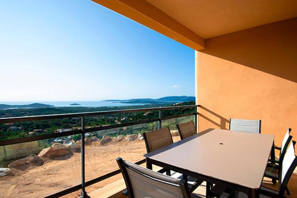 Two-Bedroom Villa Premium with Sea View photo 1