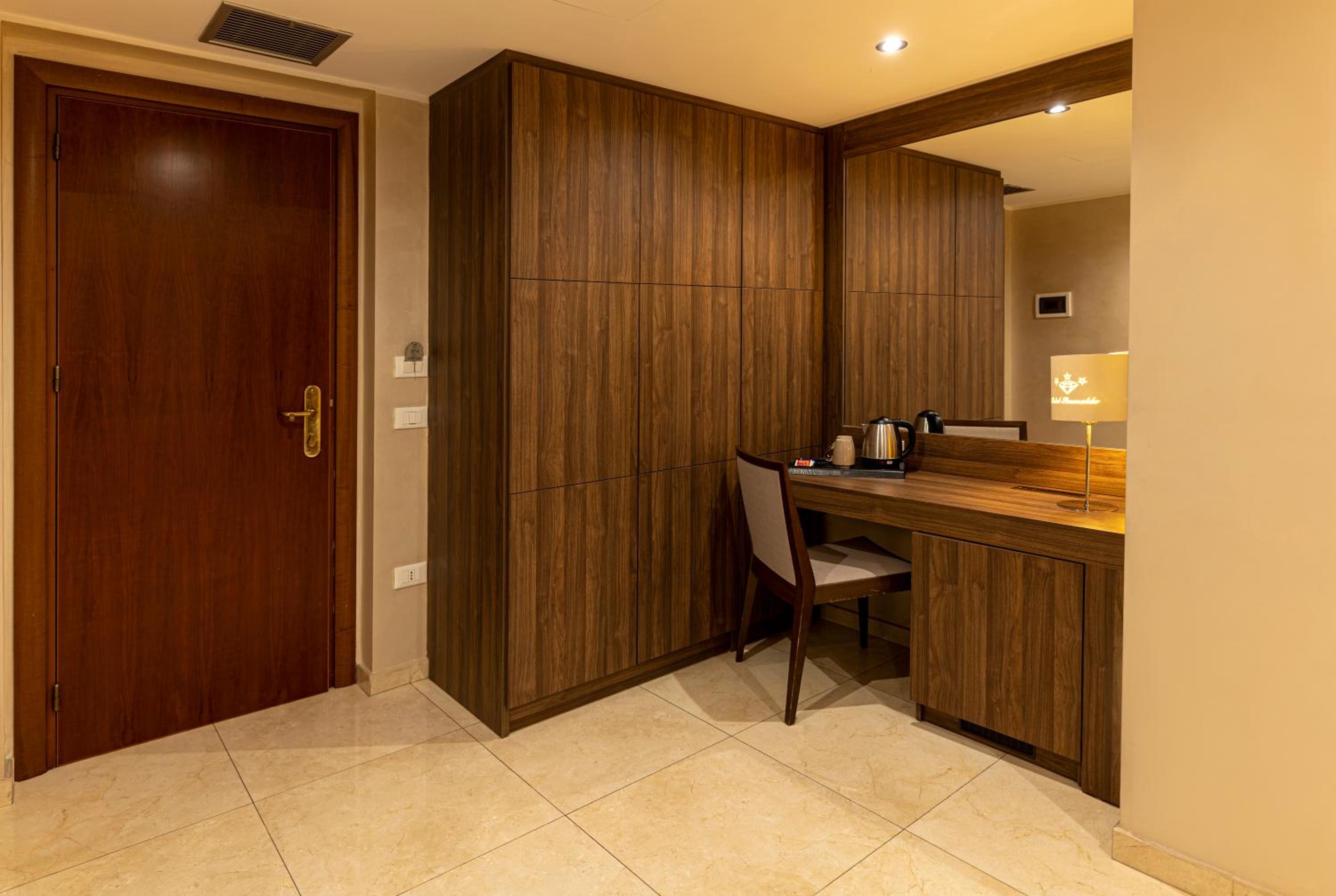 Superior Double Room - Photo 6