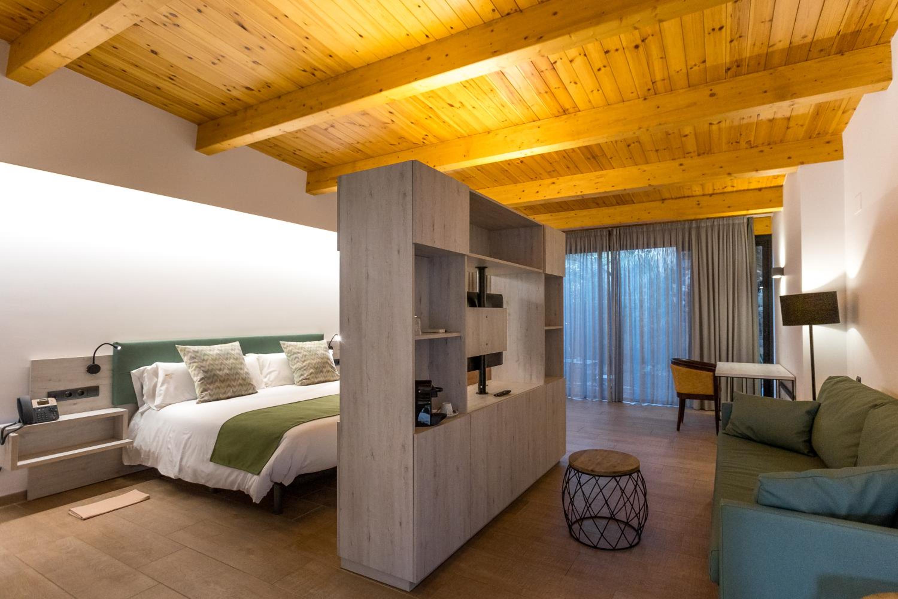 Habitación Queen con vista al jardín
