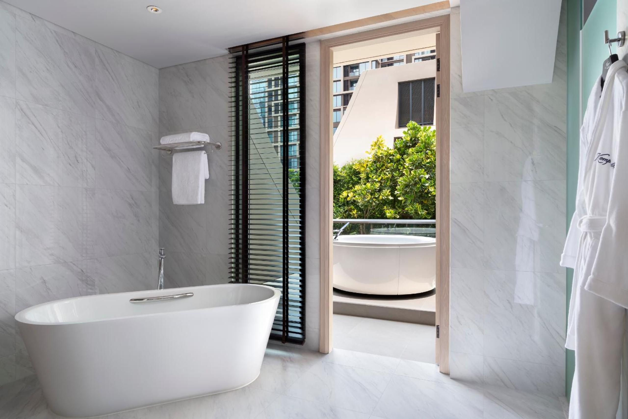 Sindhorn Presidential Suite photo 3