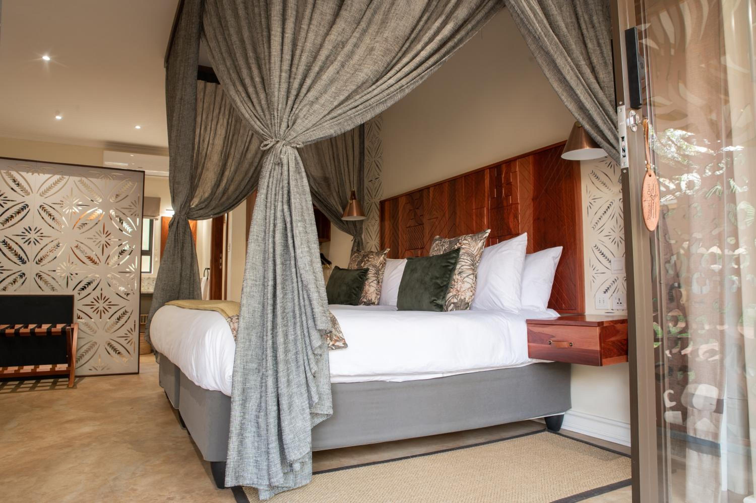 Deluxe Double Room photo 2