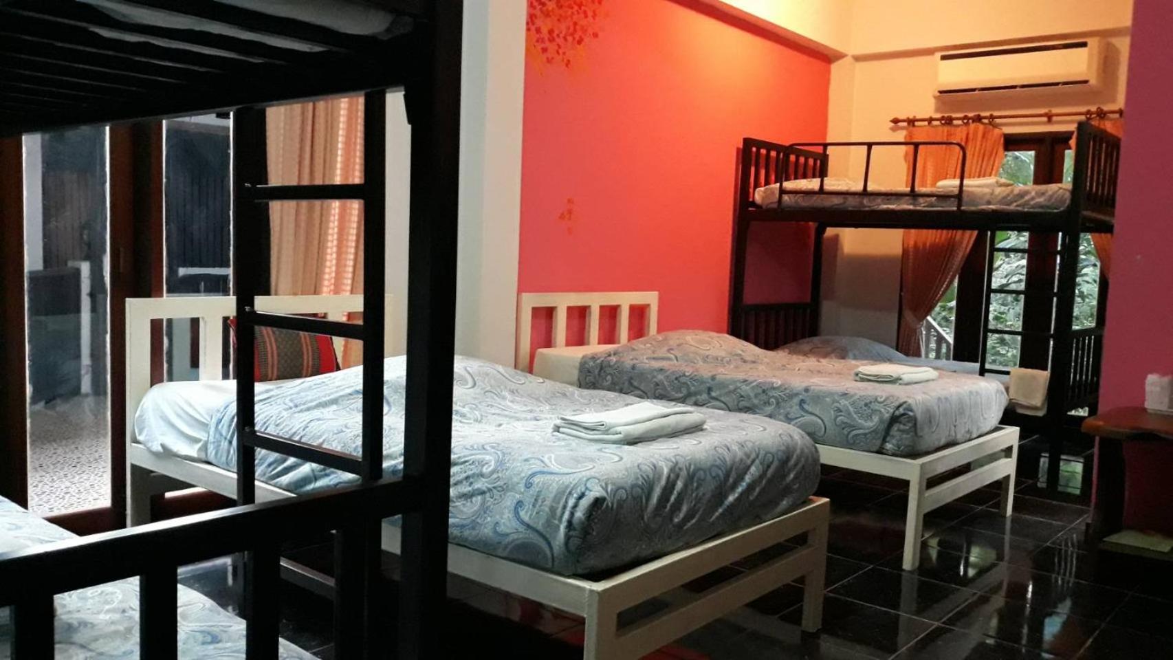 Standard Quadruple Room - Photo 2