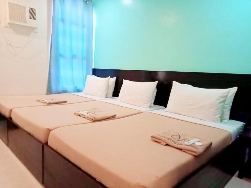 Superior Triple Room photo 2