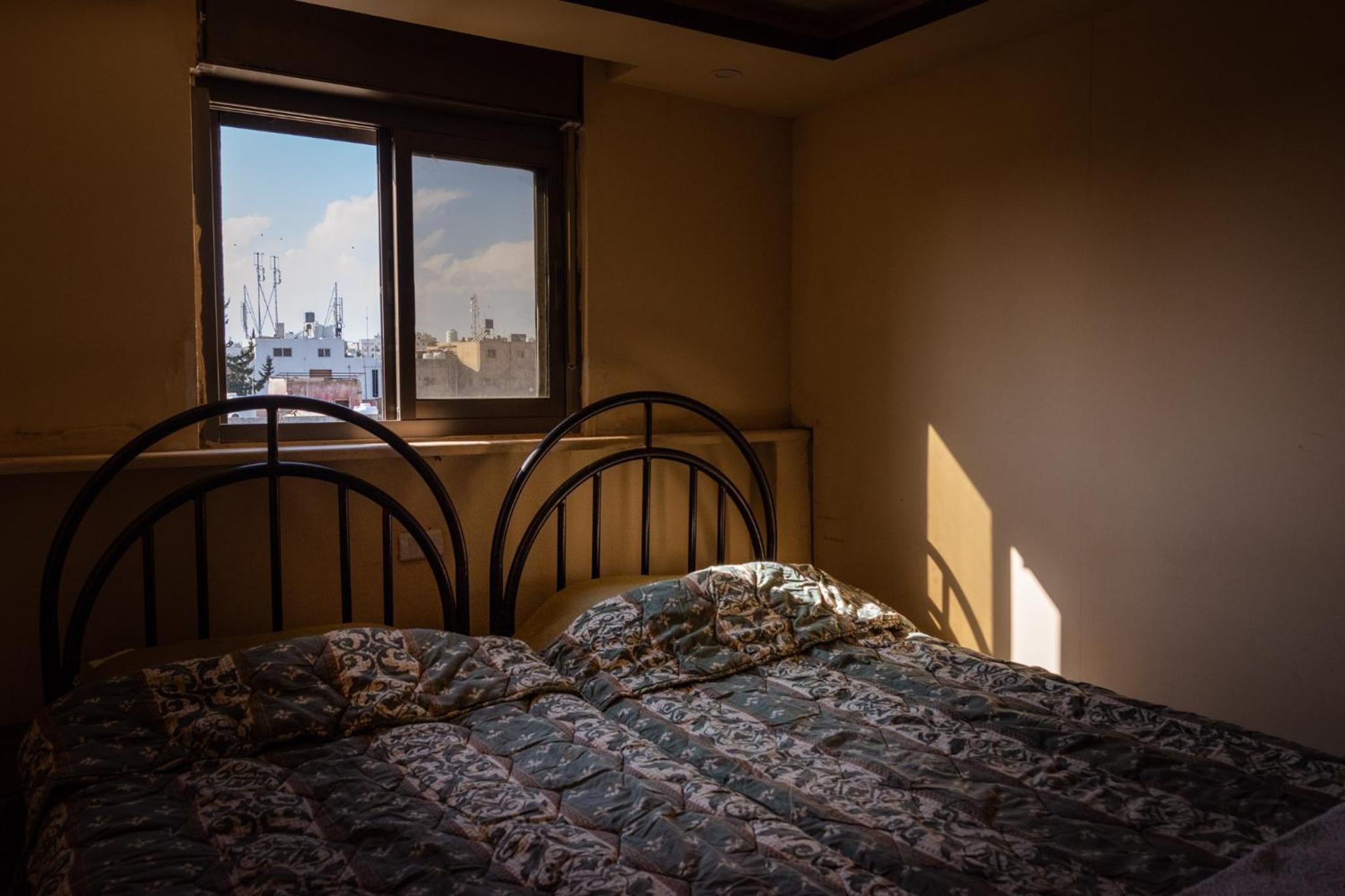 Standard Twin Room with Shared Bathroom