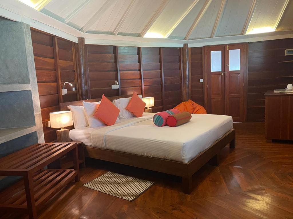 Deluxe Cabana with Sea View photo 2