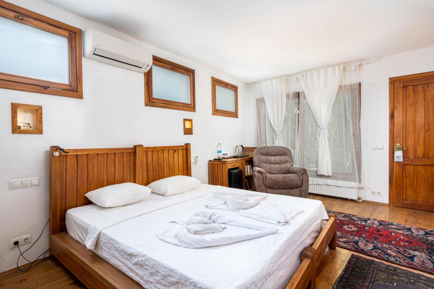 Deluxe Double Room photo 3