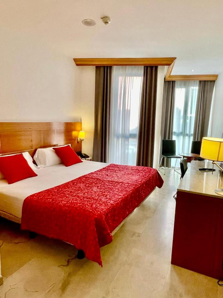 Double Room - Photo 1
