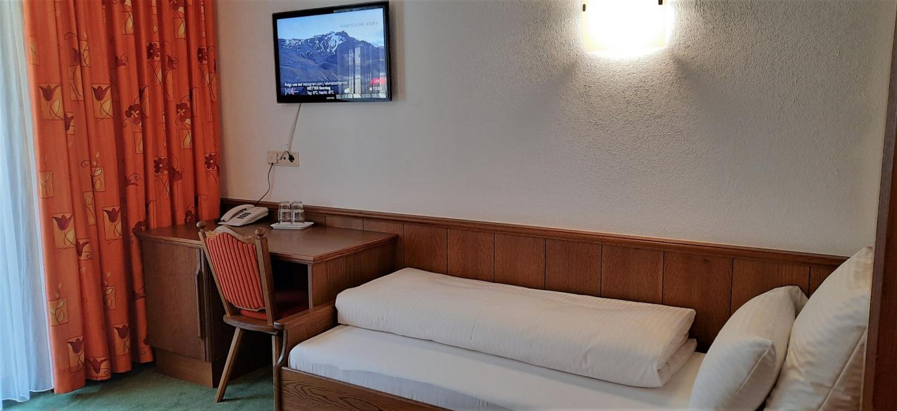 Triple Room photo 2