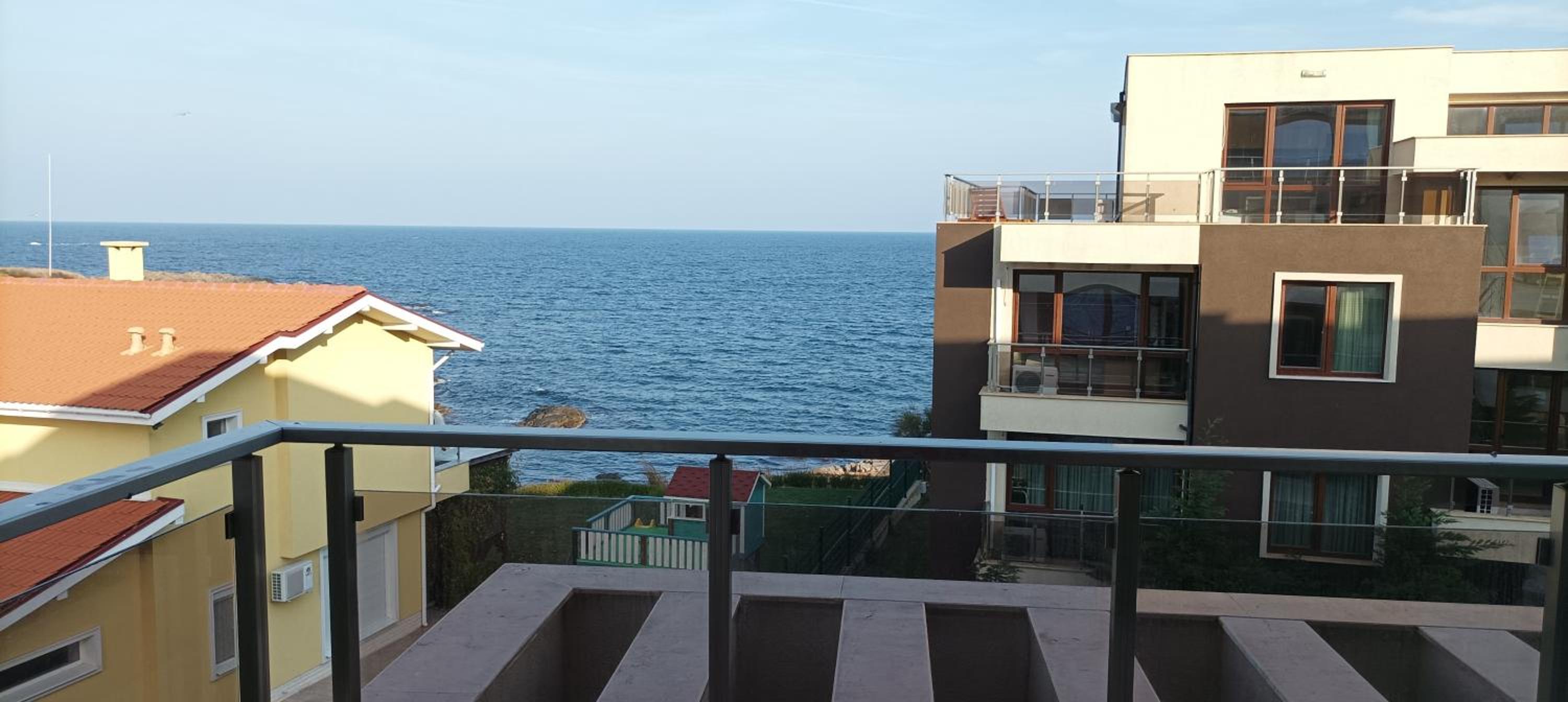 One-Bedroom Apartment with Garden View photo 1