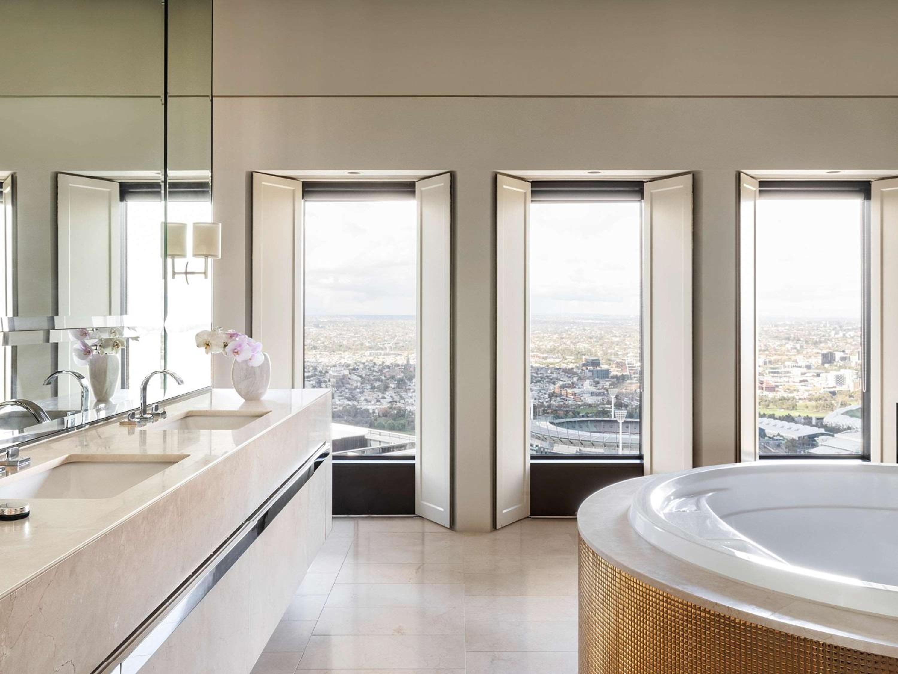 Imperial Suite Residence thumbnail 5