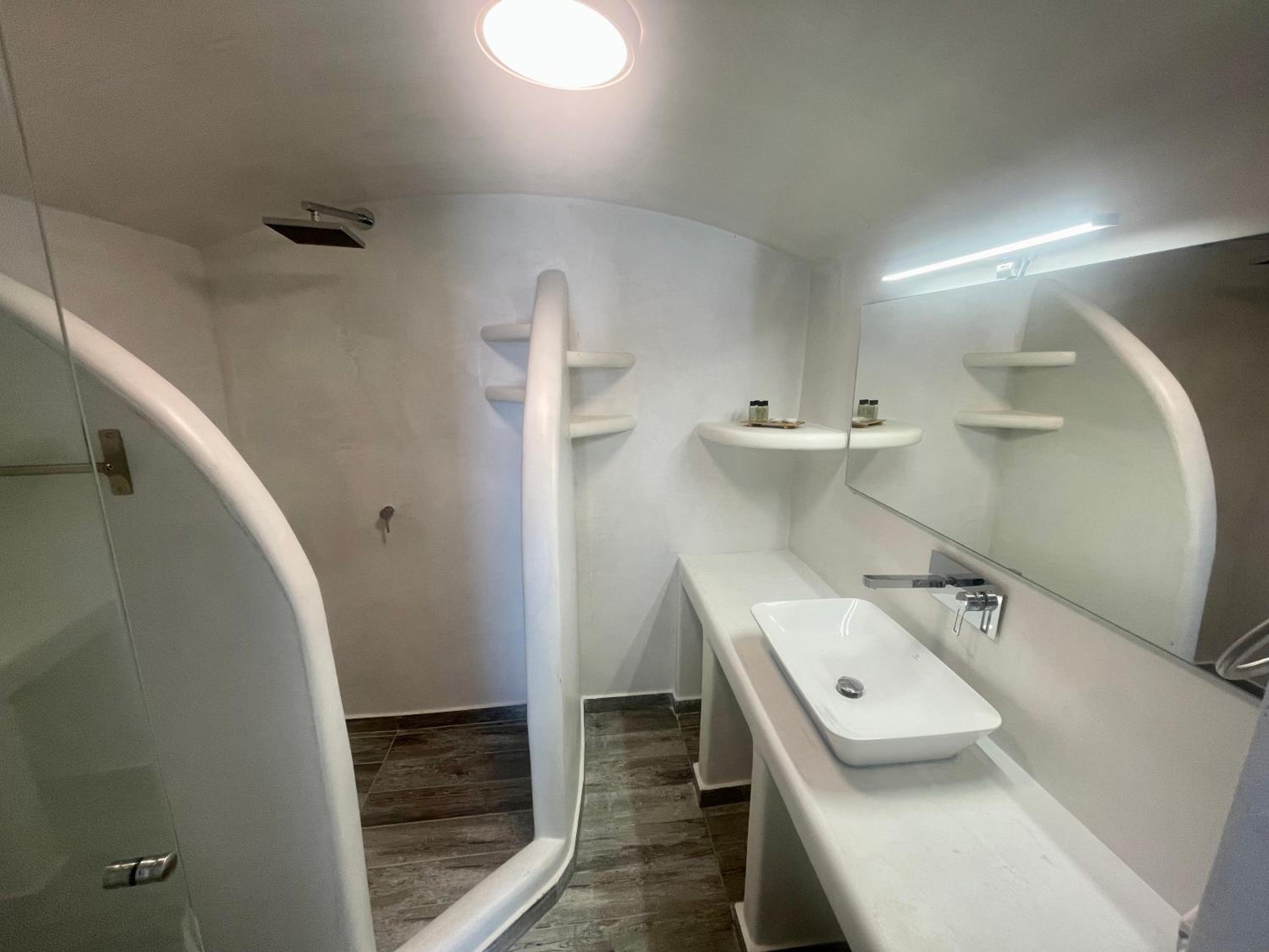 Executive Double Room with Caldera View - Photo 5