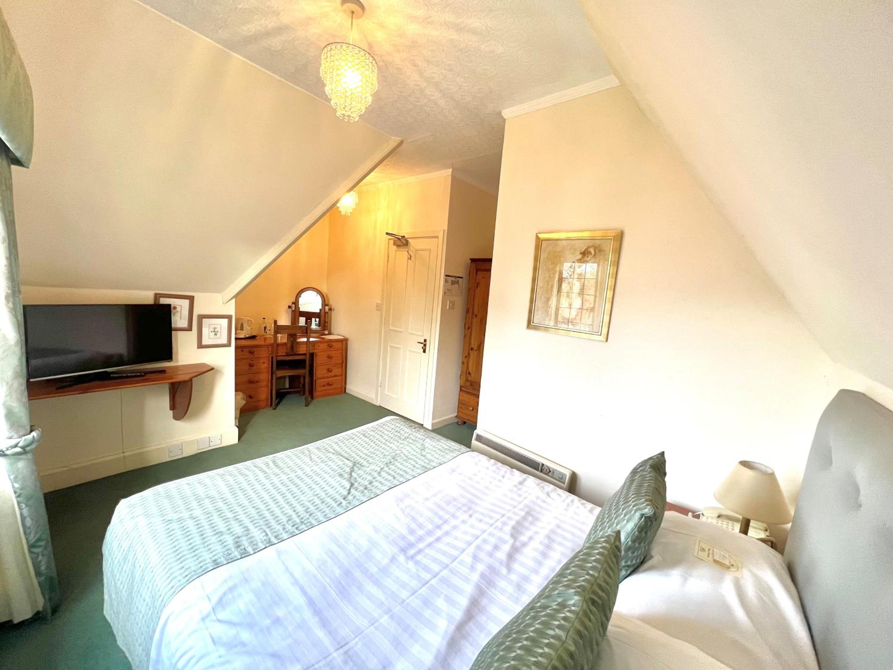 Small Double Room photo 2