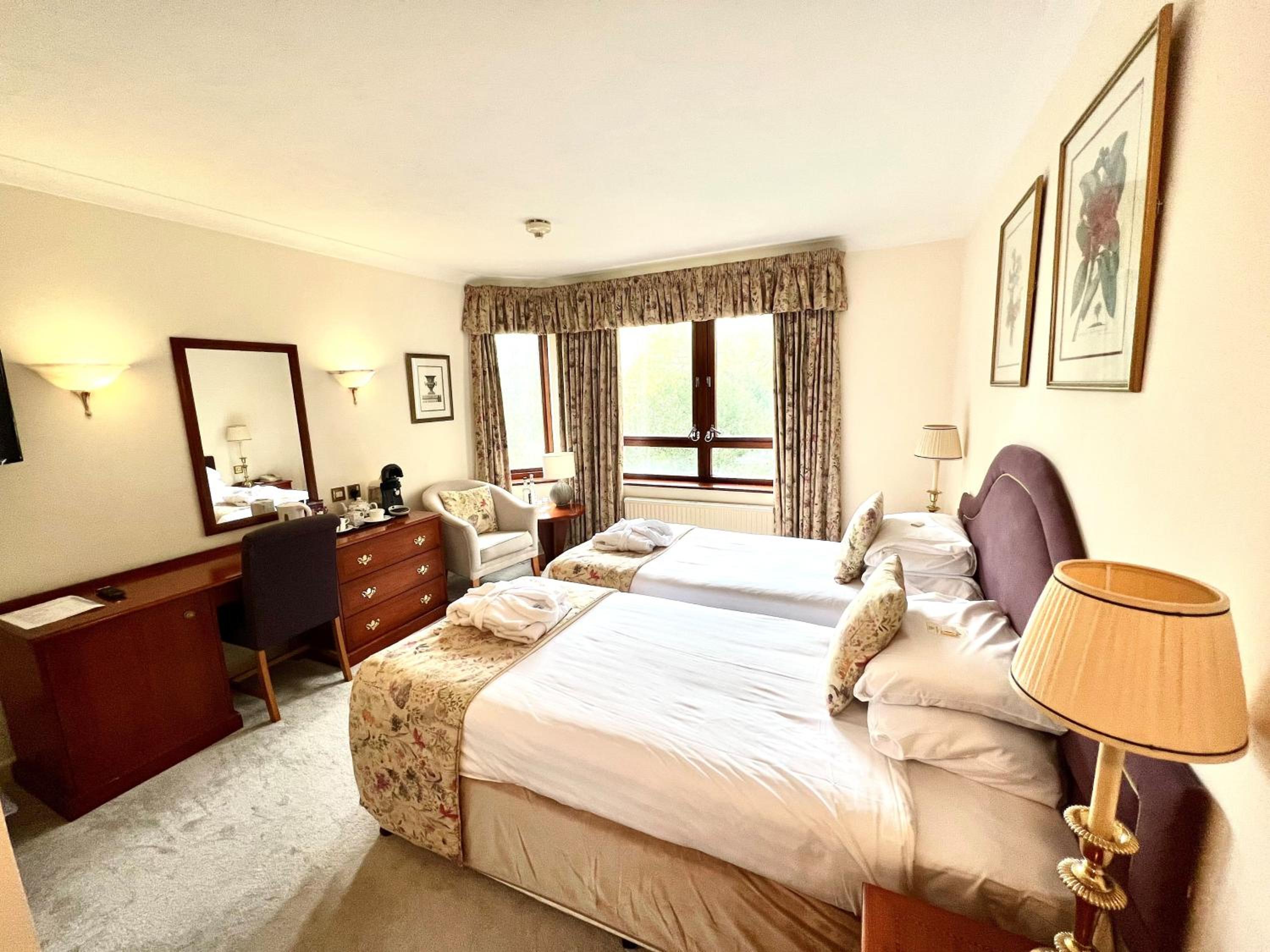 Superior Twin Room photo 3