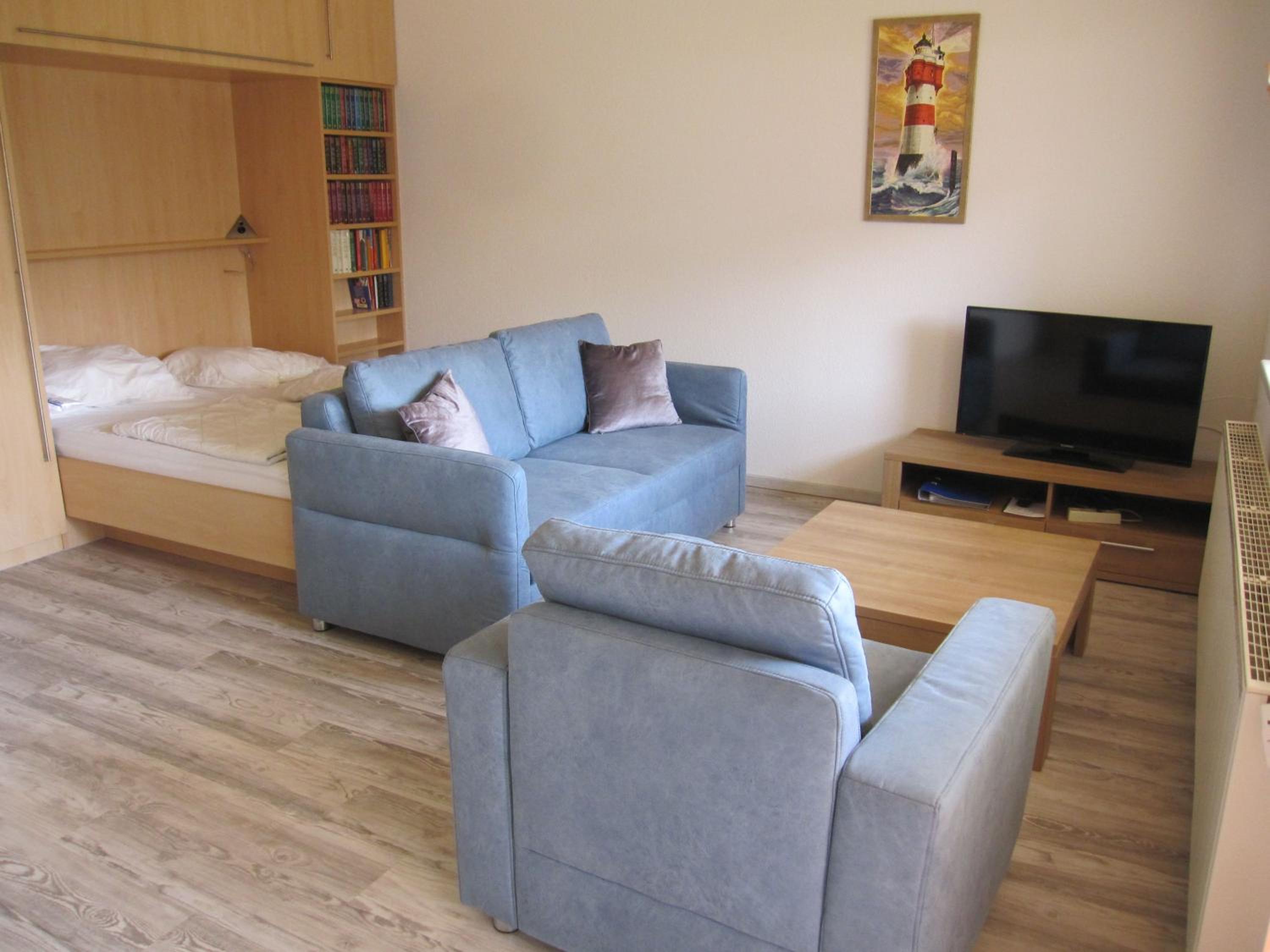 Apartment with Terrace photo 3