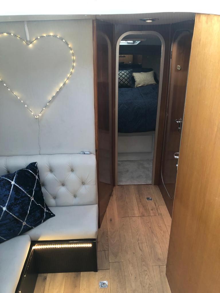 Mobile Home photo 1