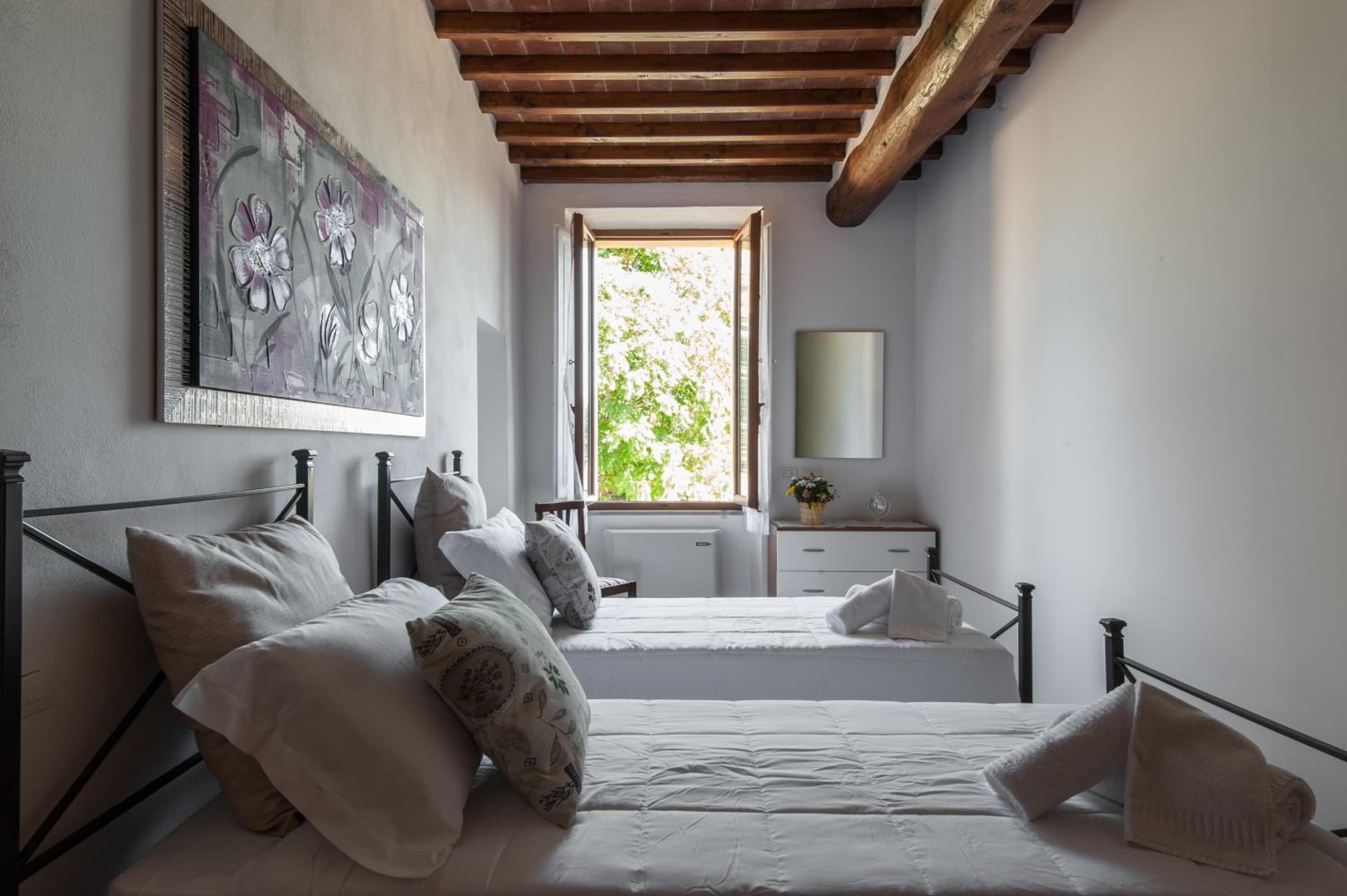 Deluxe Triple Room photo 1