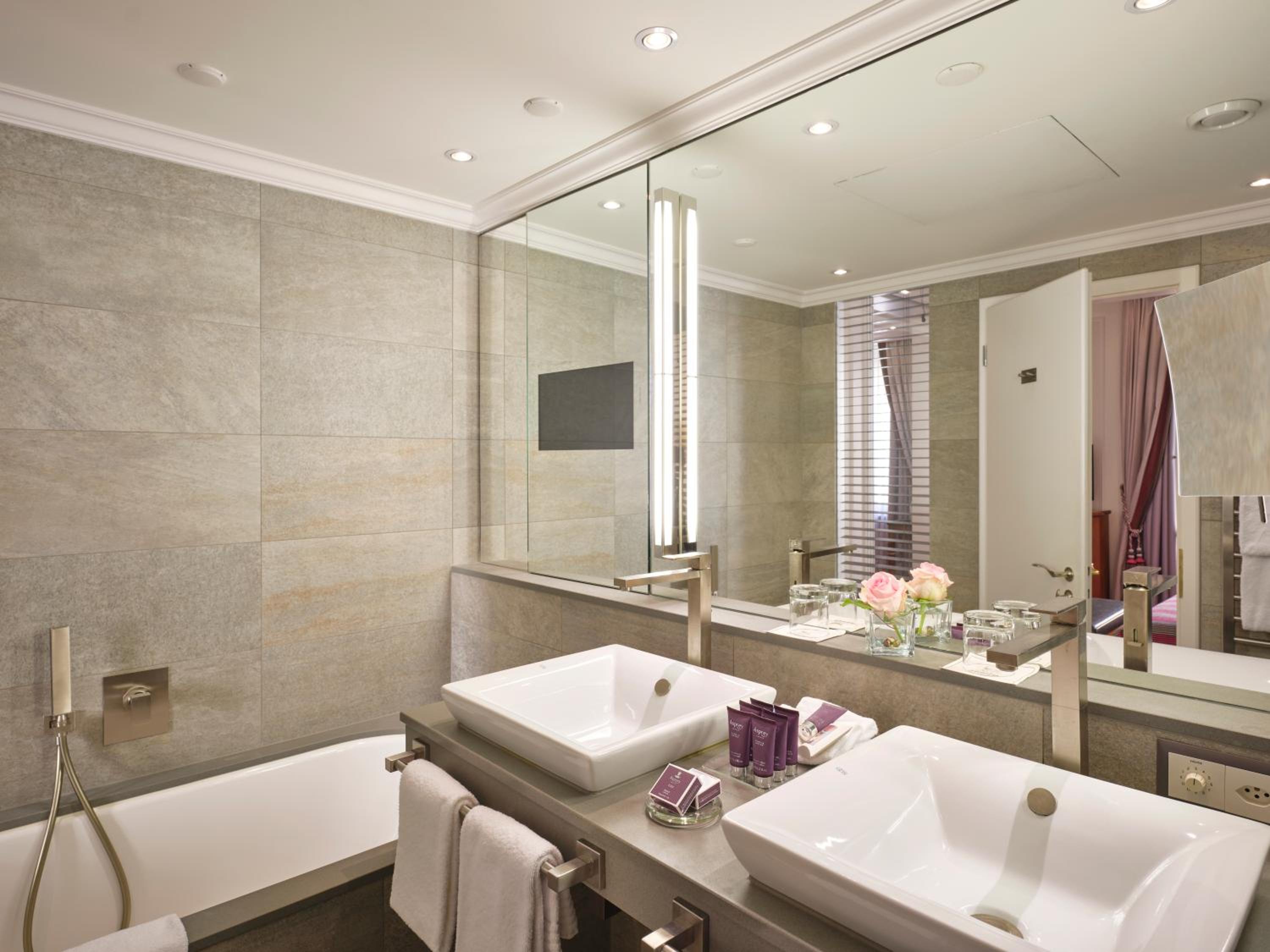 Junior Suite - Photo 5