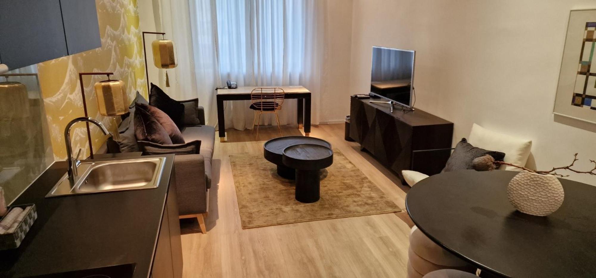 Deluxe Suite (4 Adults) - Photo 4