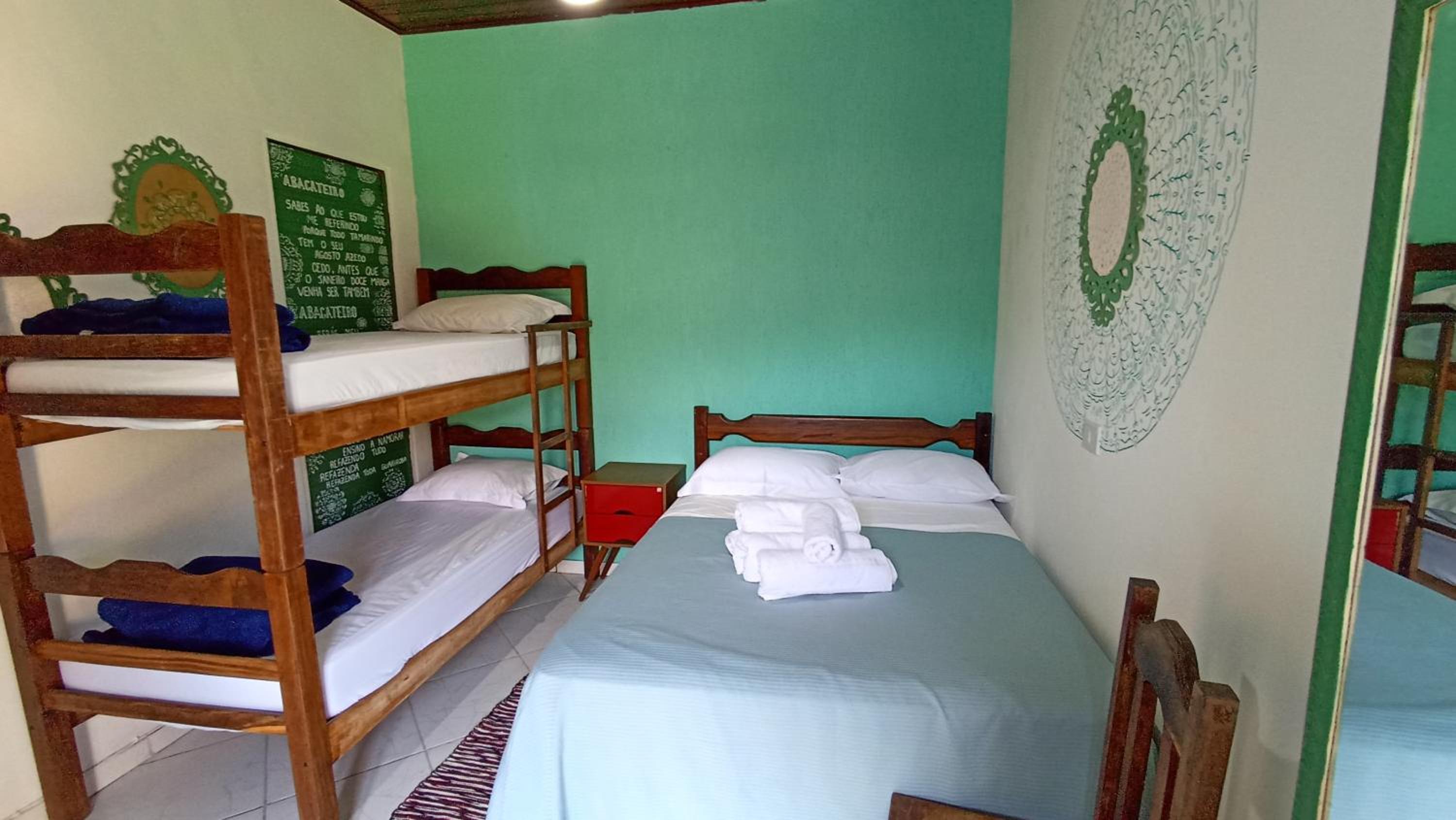 Quadruple Room with Garden View - Photo 8