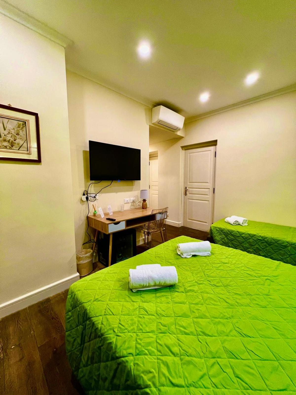 Large Double Room