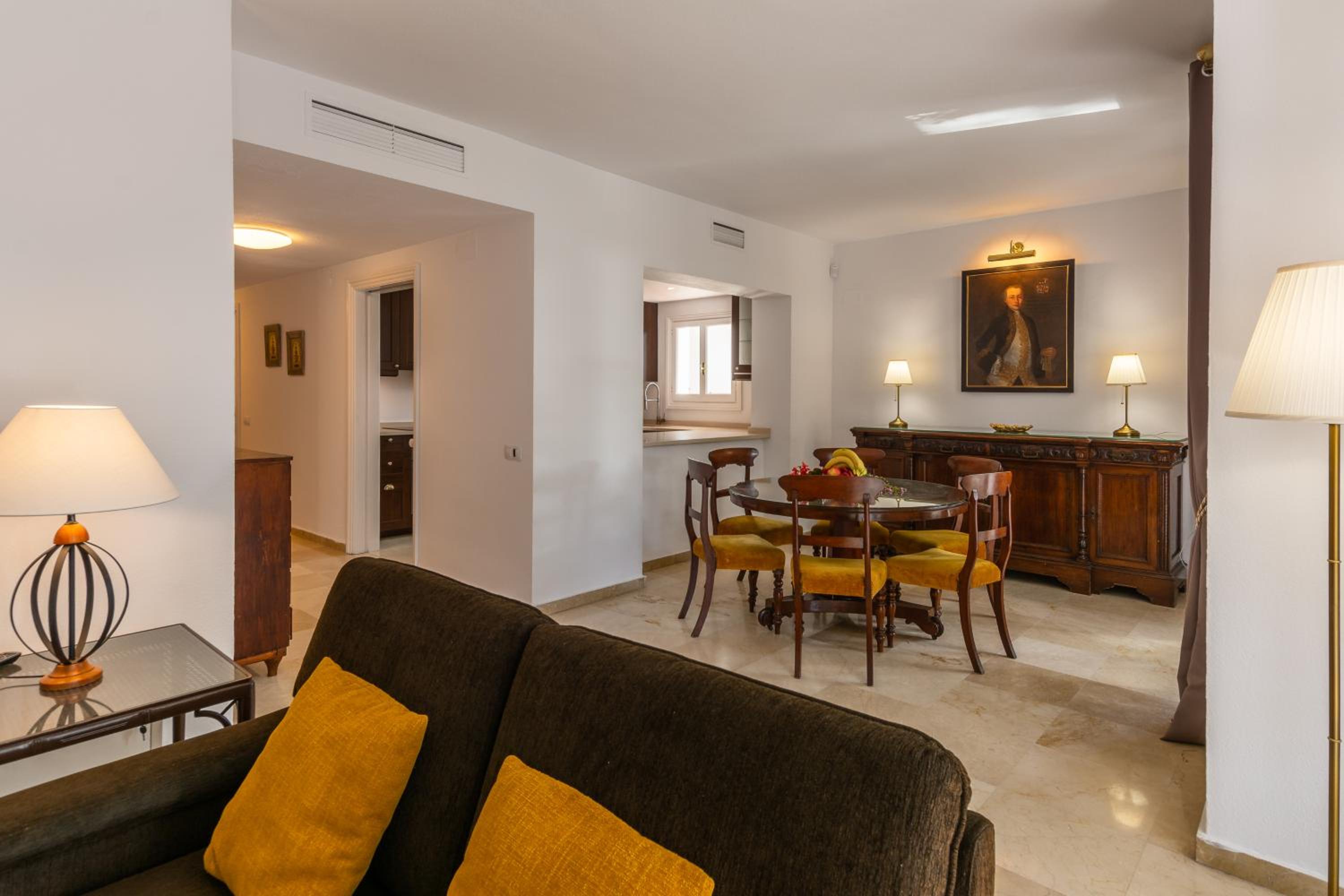 Apartamento Superior de Tres Habitaciones con Vista al Mar