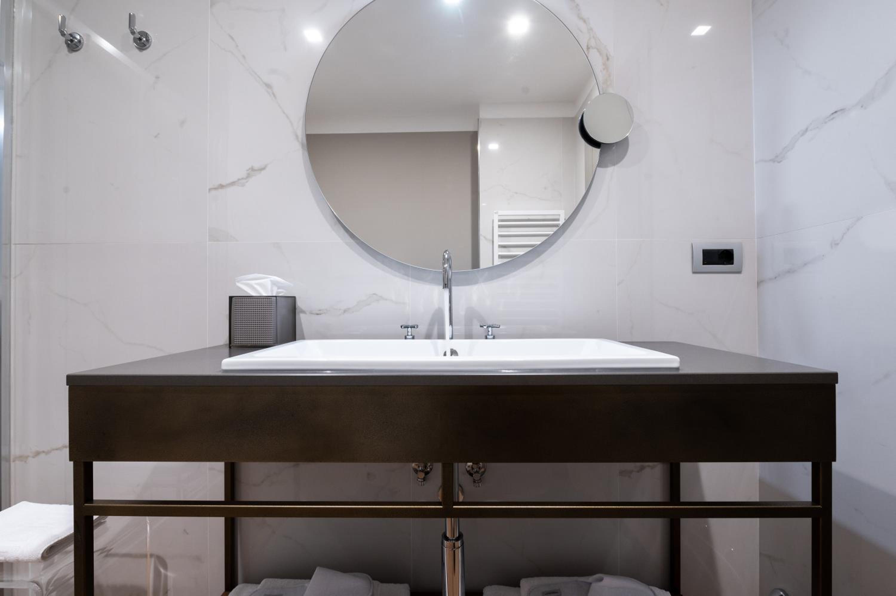 Double Room with Extra Bed - Photo 6
