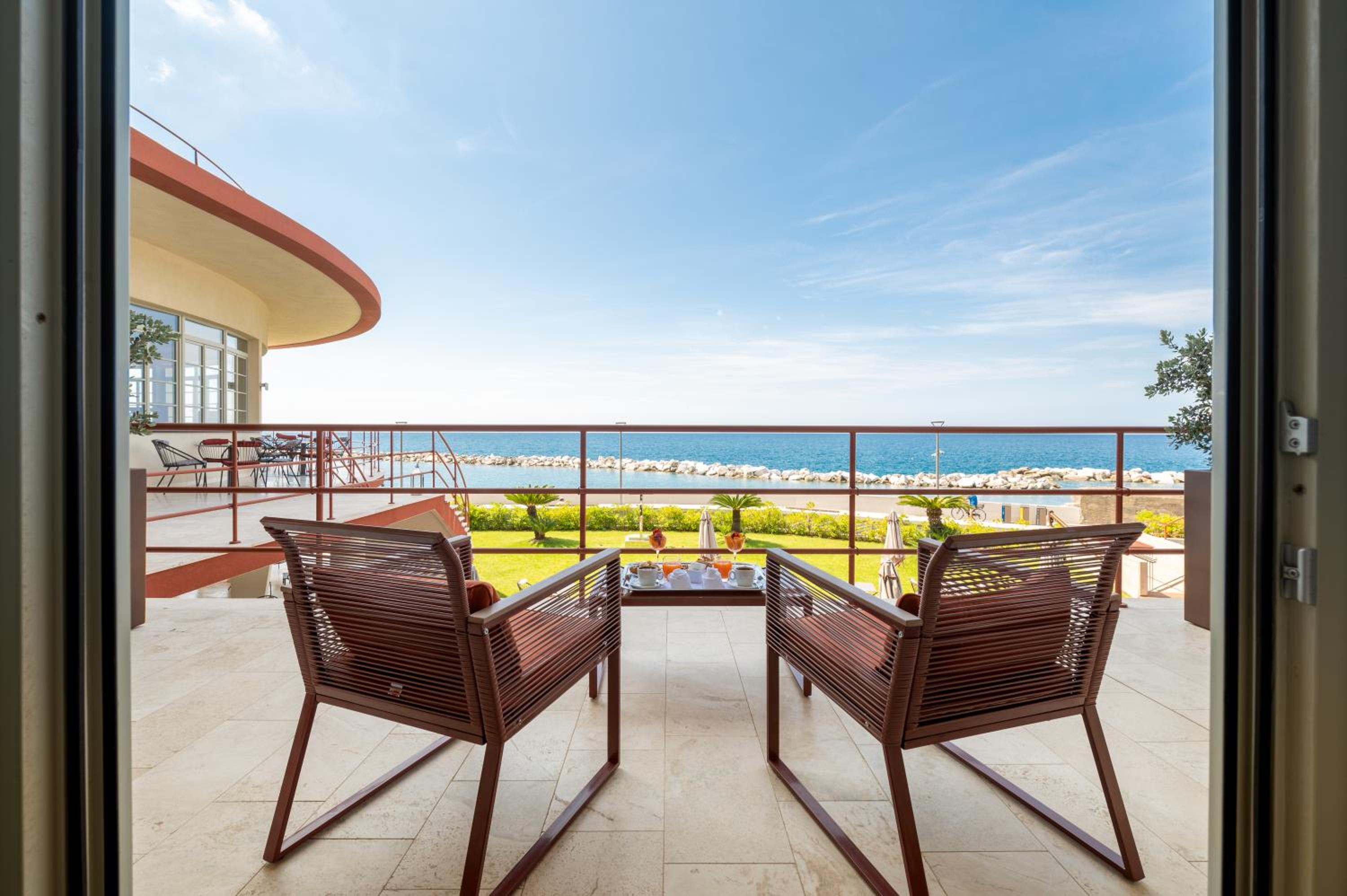 Privilege Triple Room with Patio or Balcony and Sea View - Photo 9