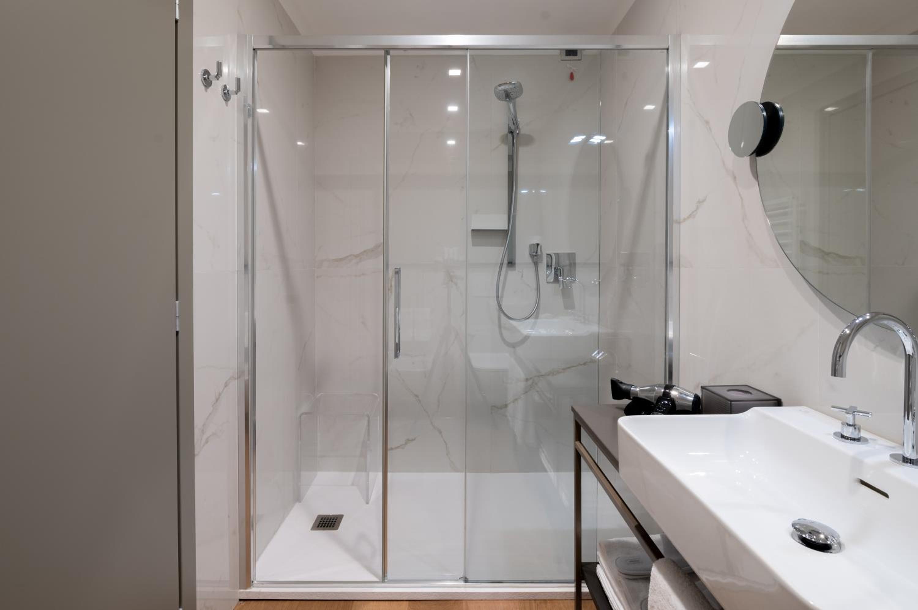Privilege Triple Room with Patio or Balcony and Sea View - Photo 16