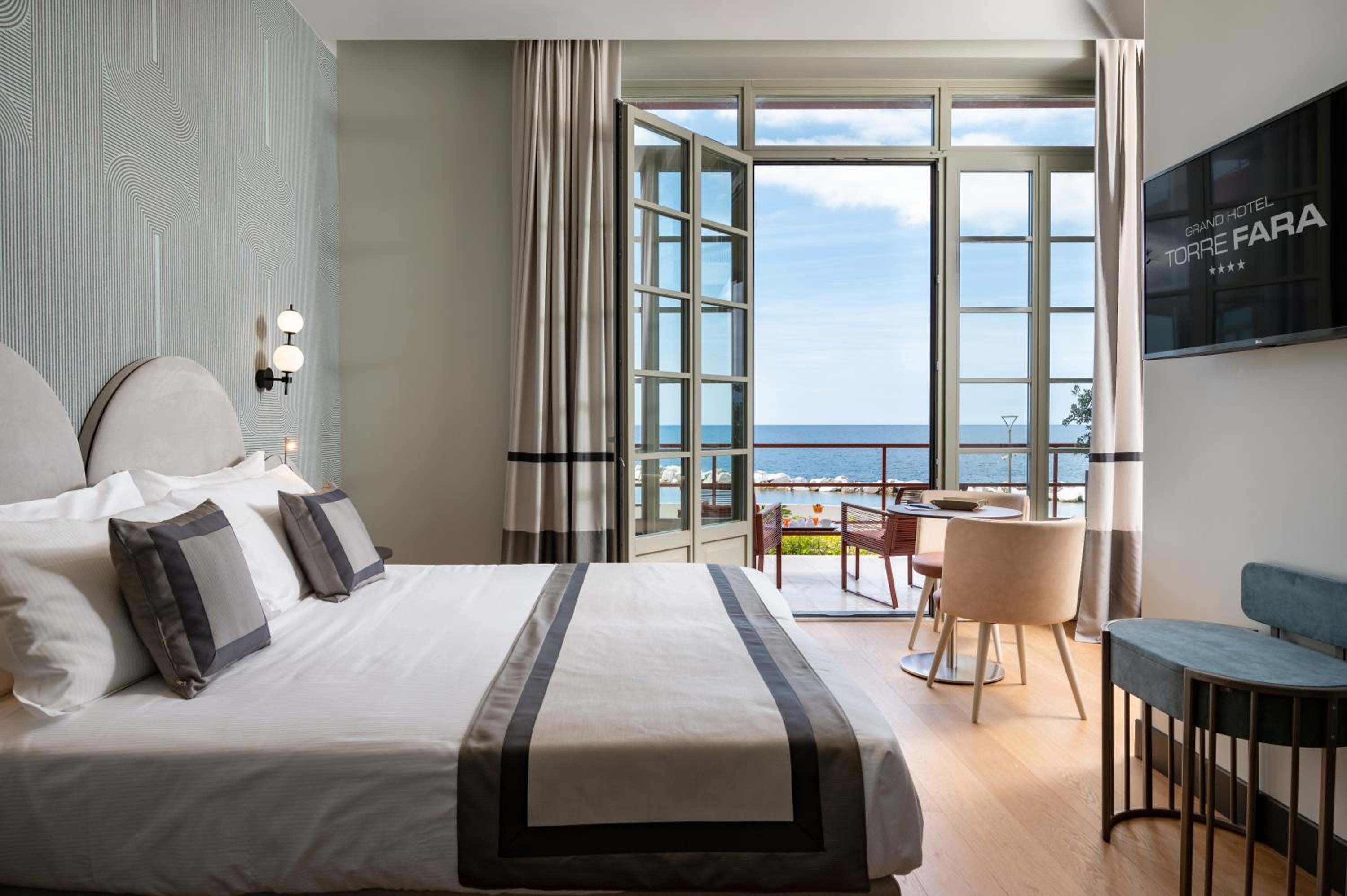 Privilege Triple Room with Patio or Balcony and Sea View - Photo 2