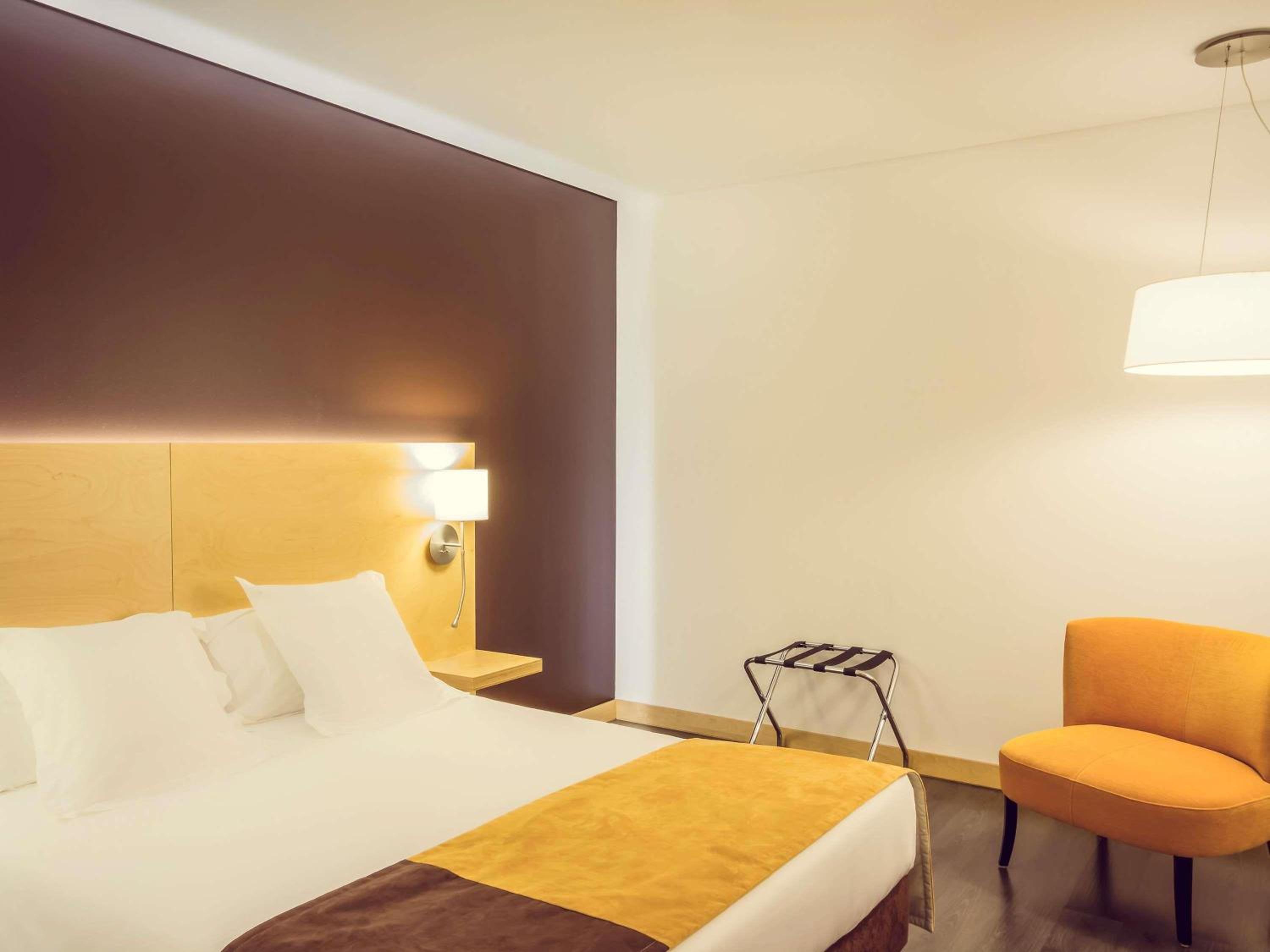 Available room