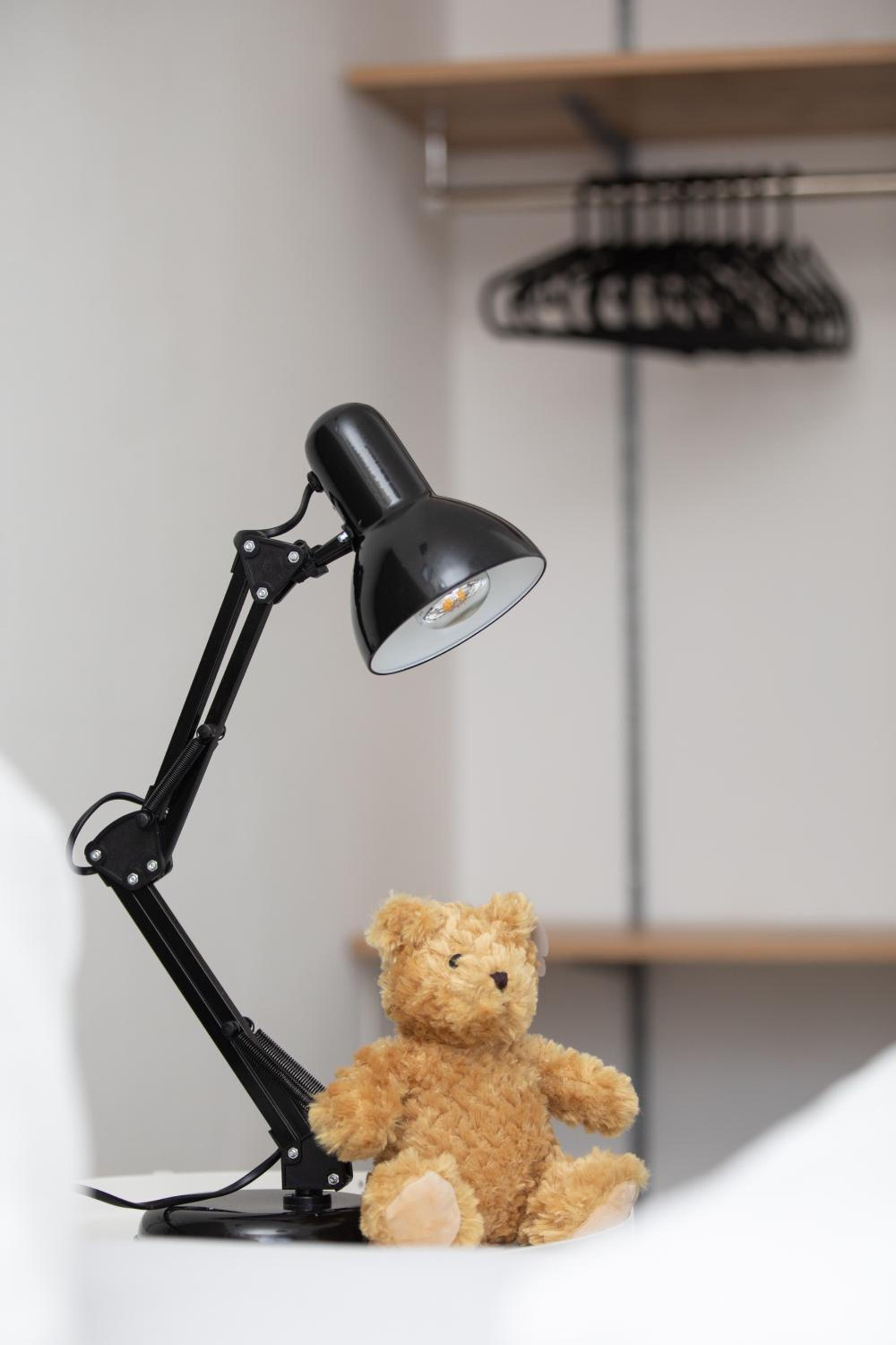 Two-Bedroom Apartment with Garden and Mountain View - Photo 26