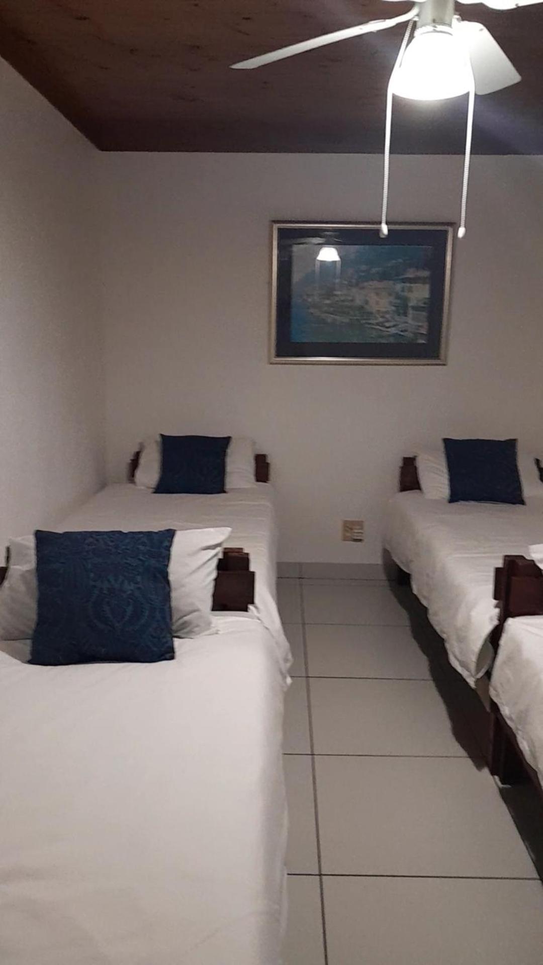 Three-Bedroom Villa photo 3