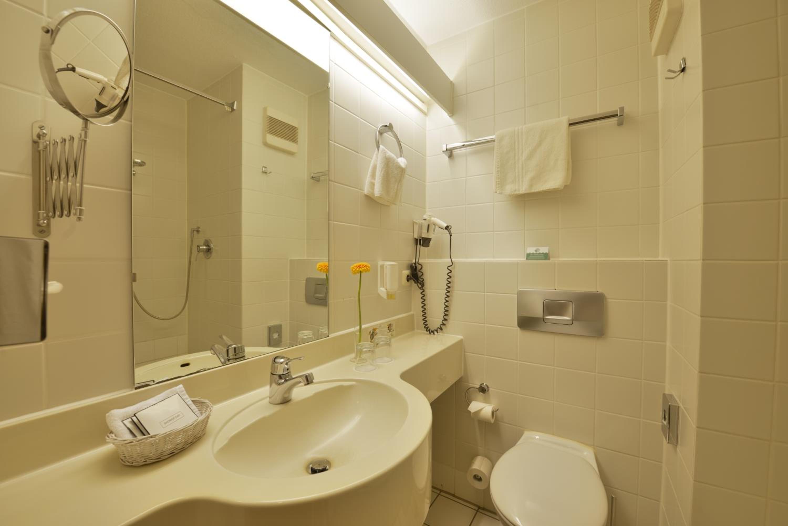 Standard Single Room