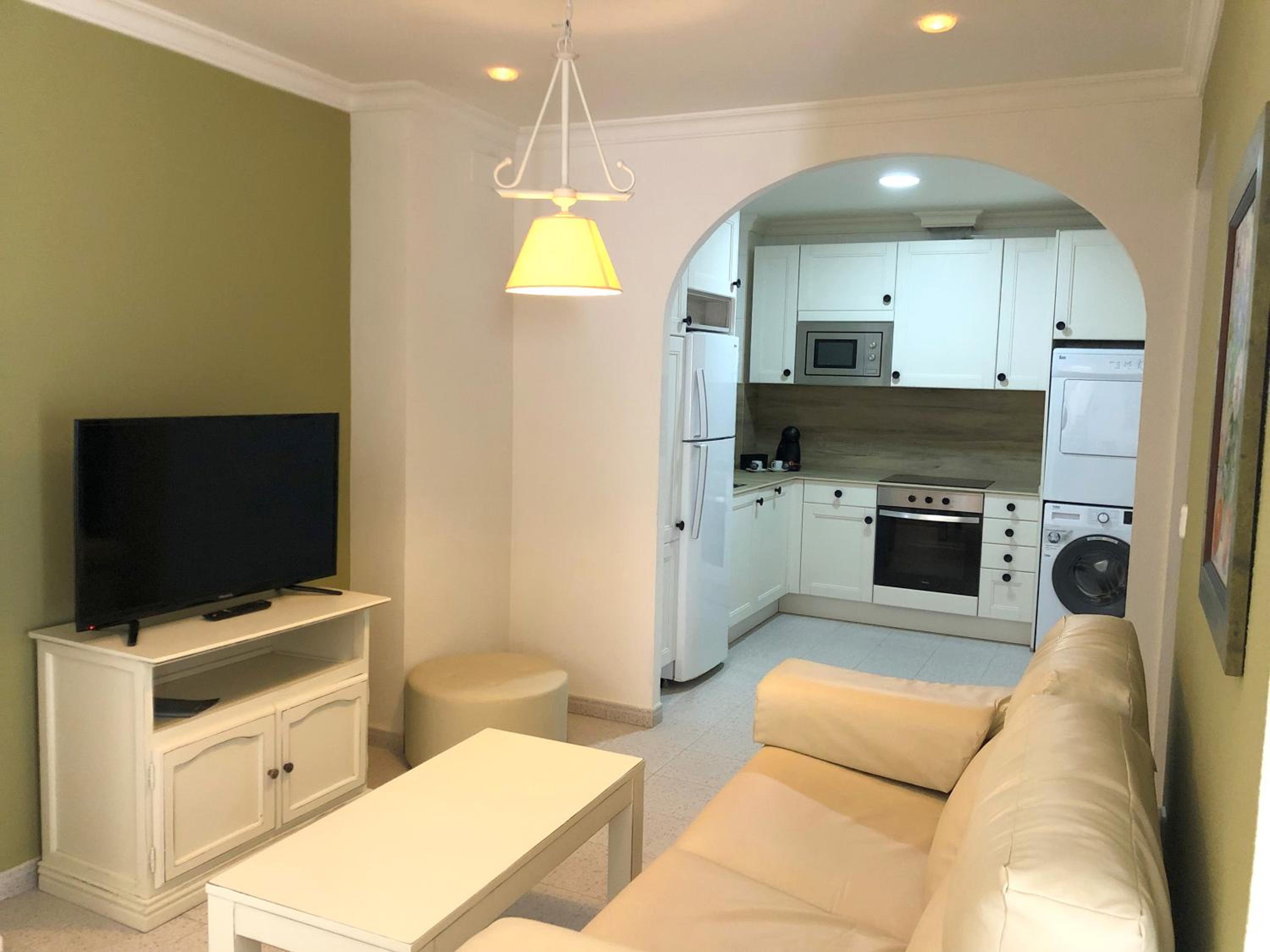 One-Bedroom Apartment photo 3