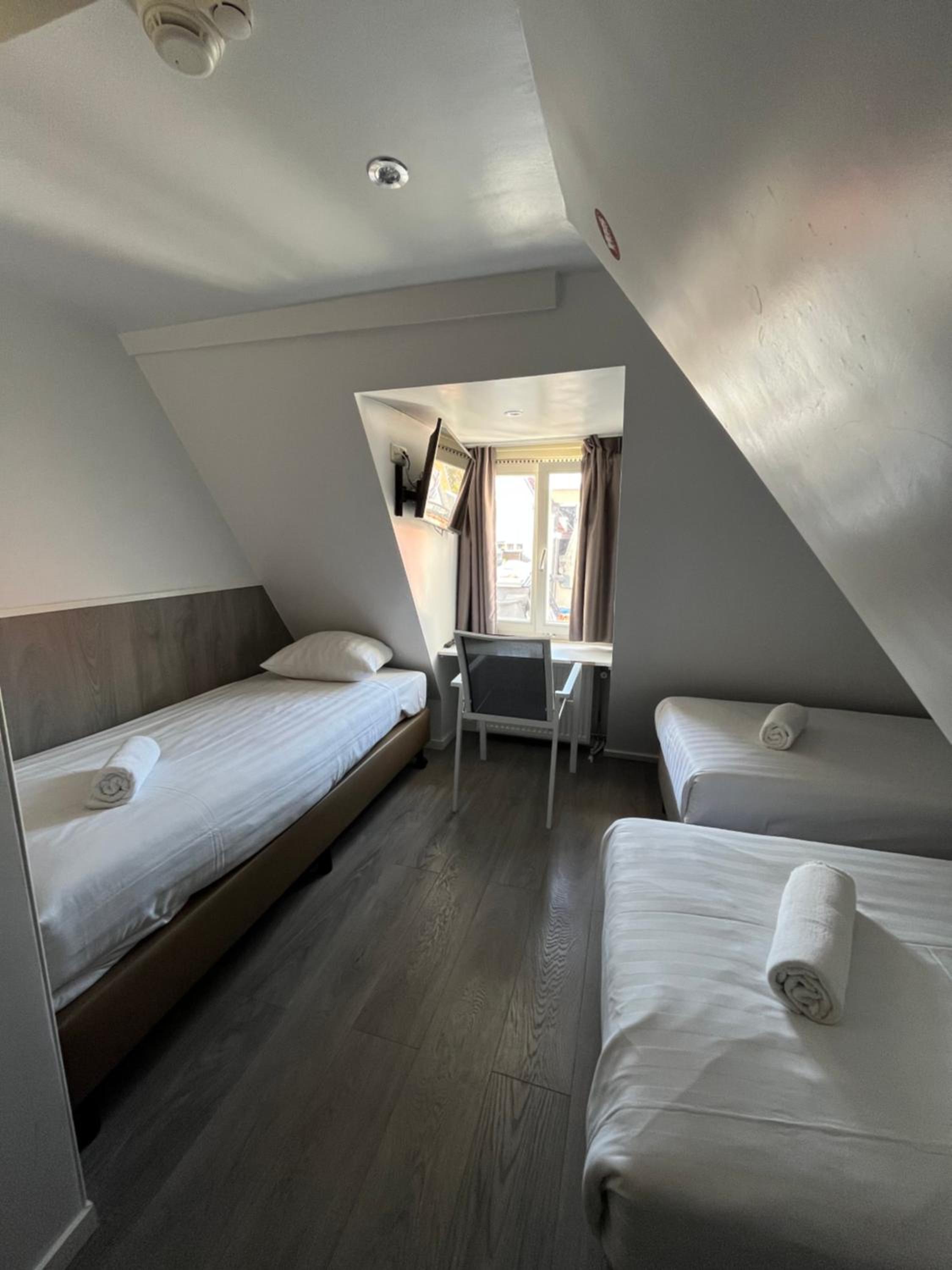 Triple Private Room