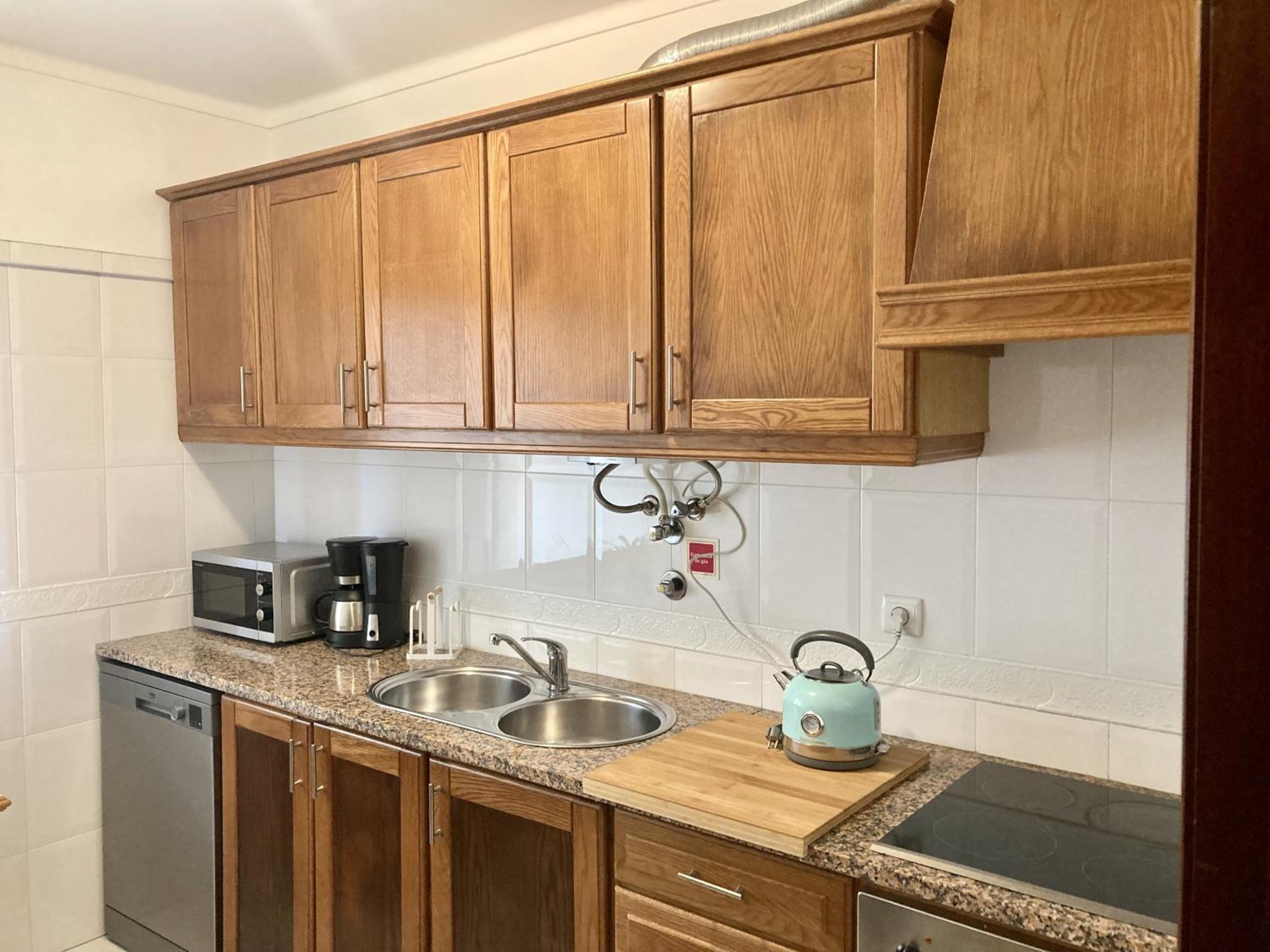 One-Bedroom Apartment - Photo 19