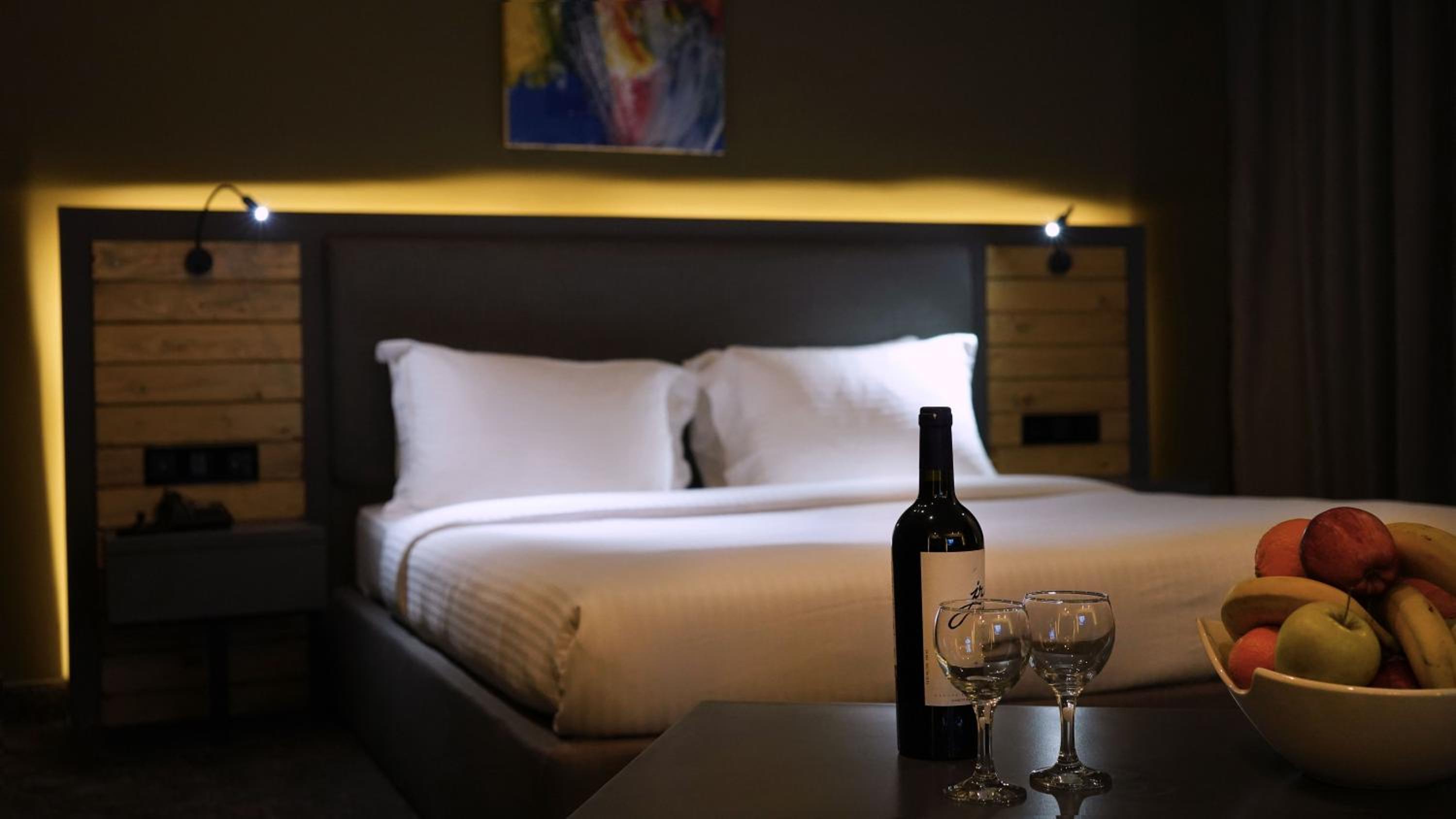 Deluxe King Room