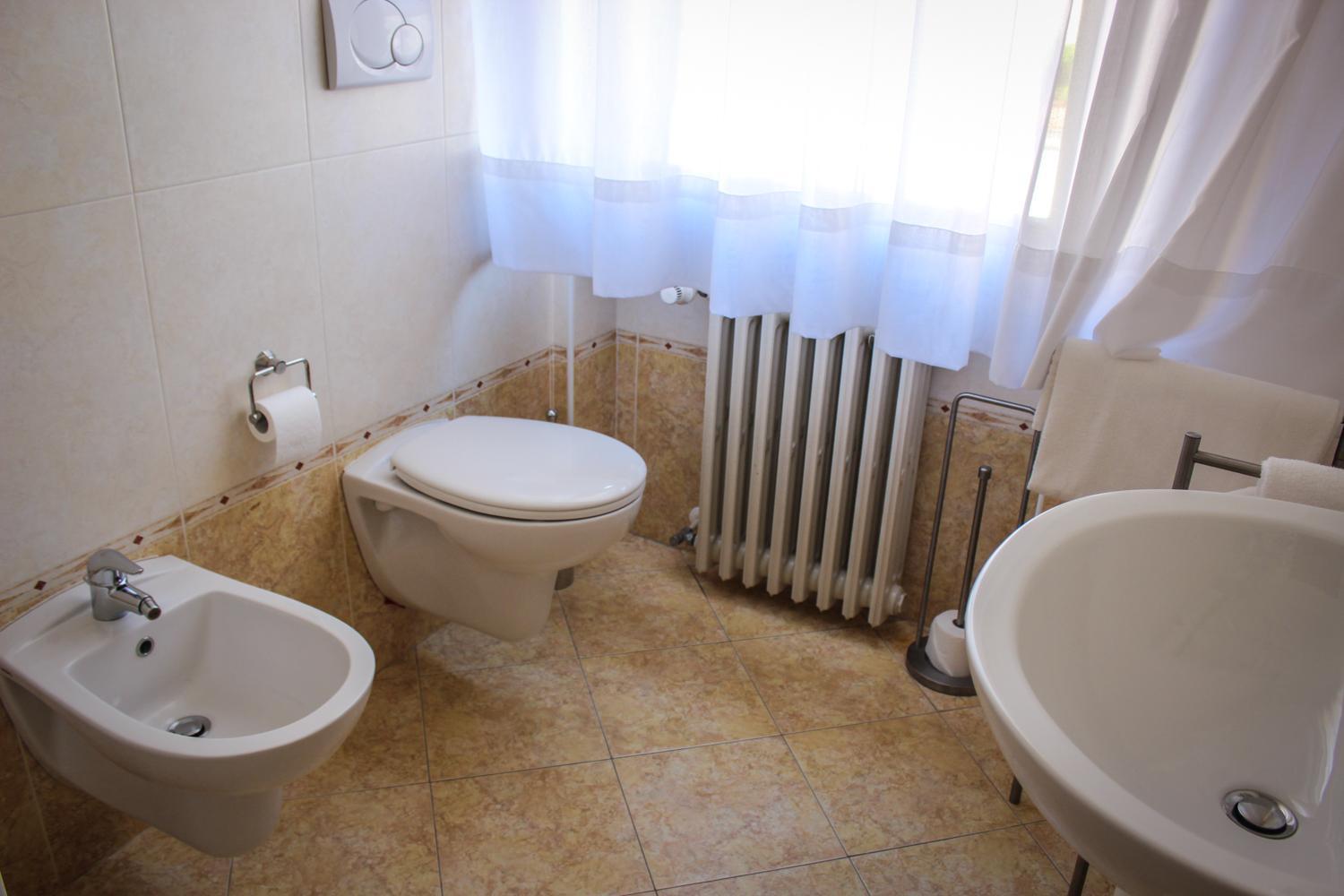 Superior Triple Room photo 2