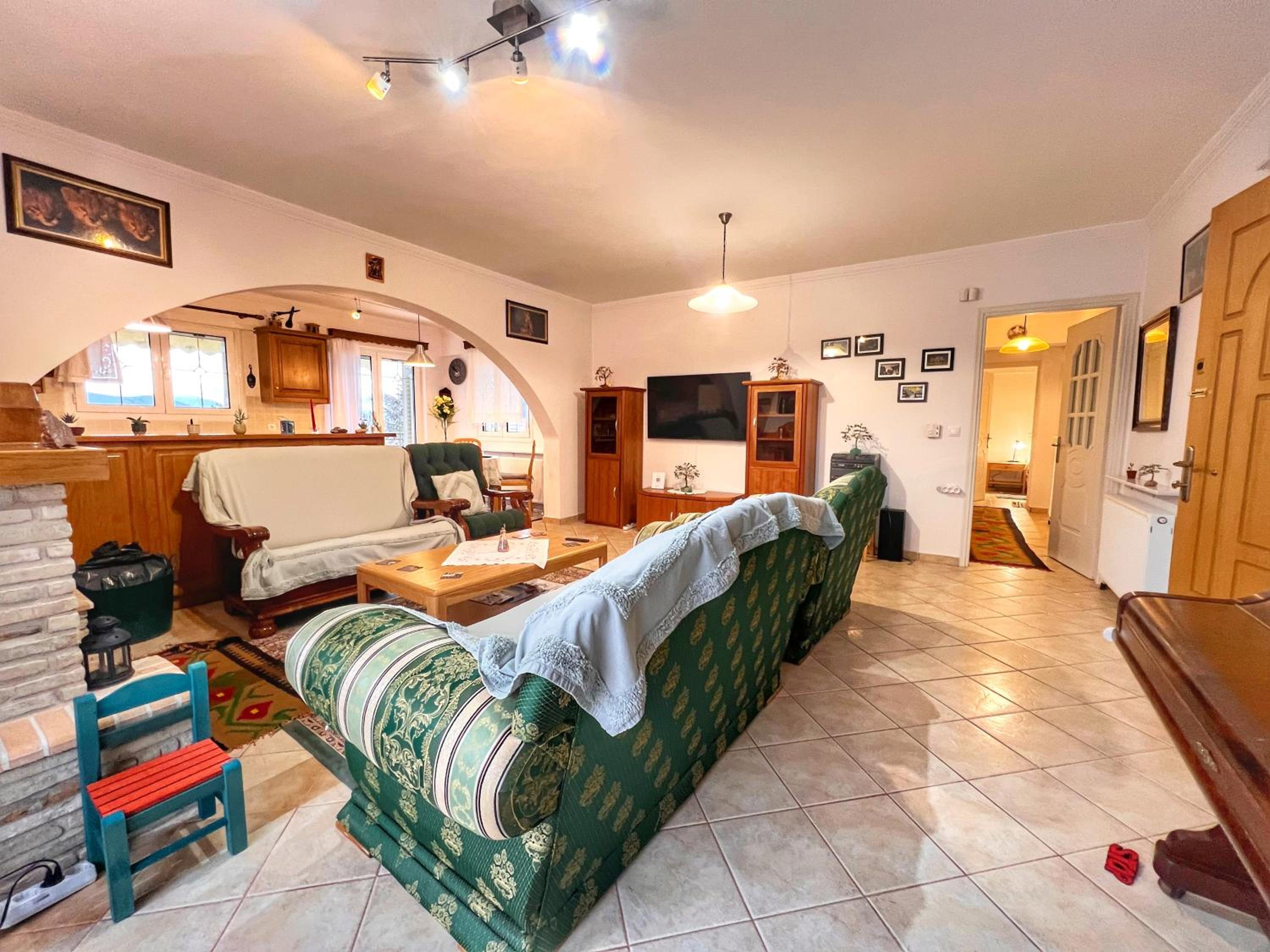 Three-Bedroom Apartment - Photo 18