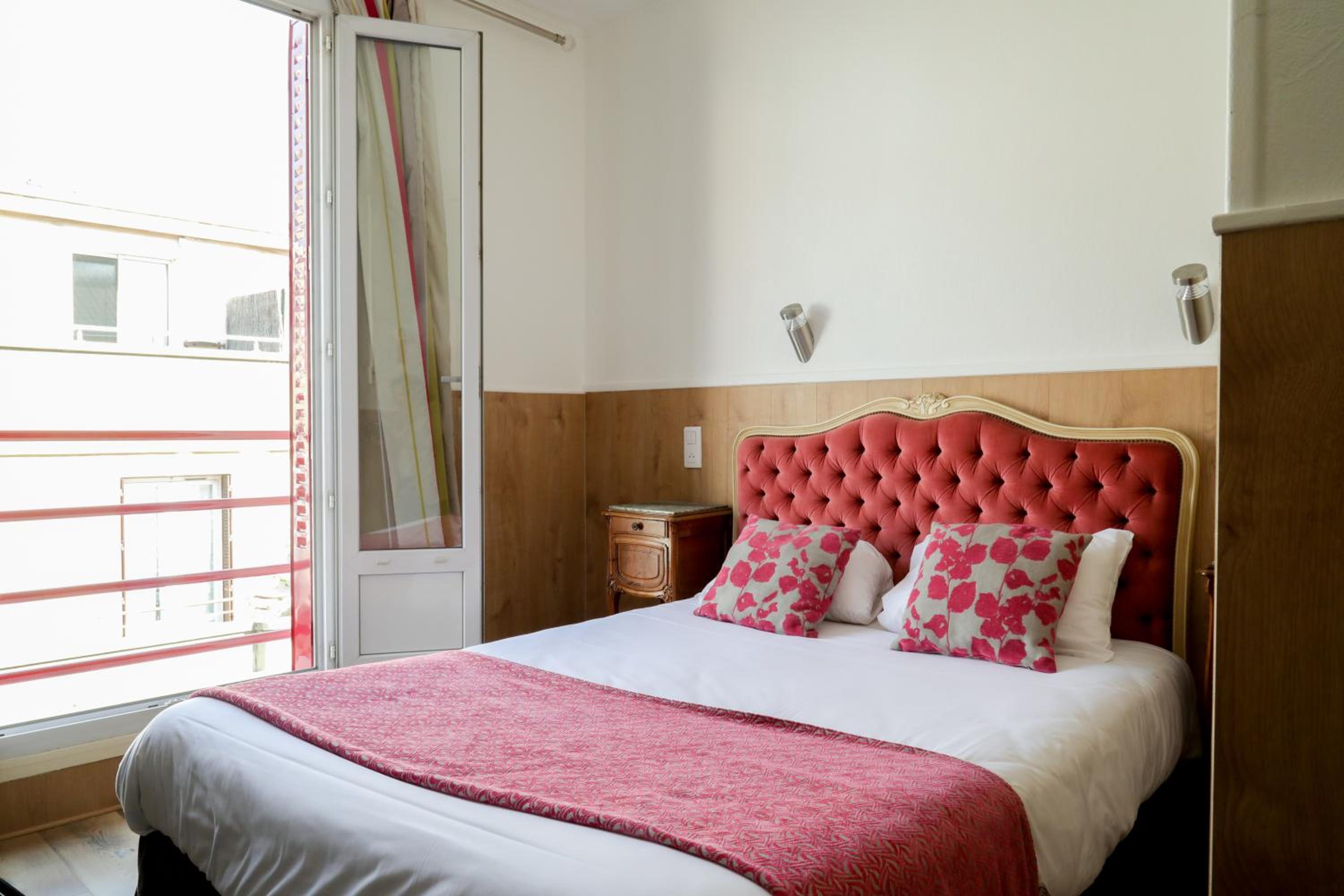 Double Room - Photo 1