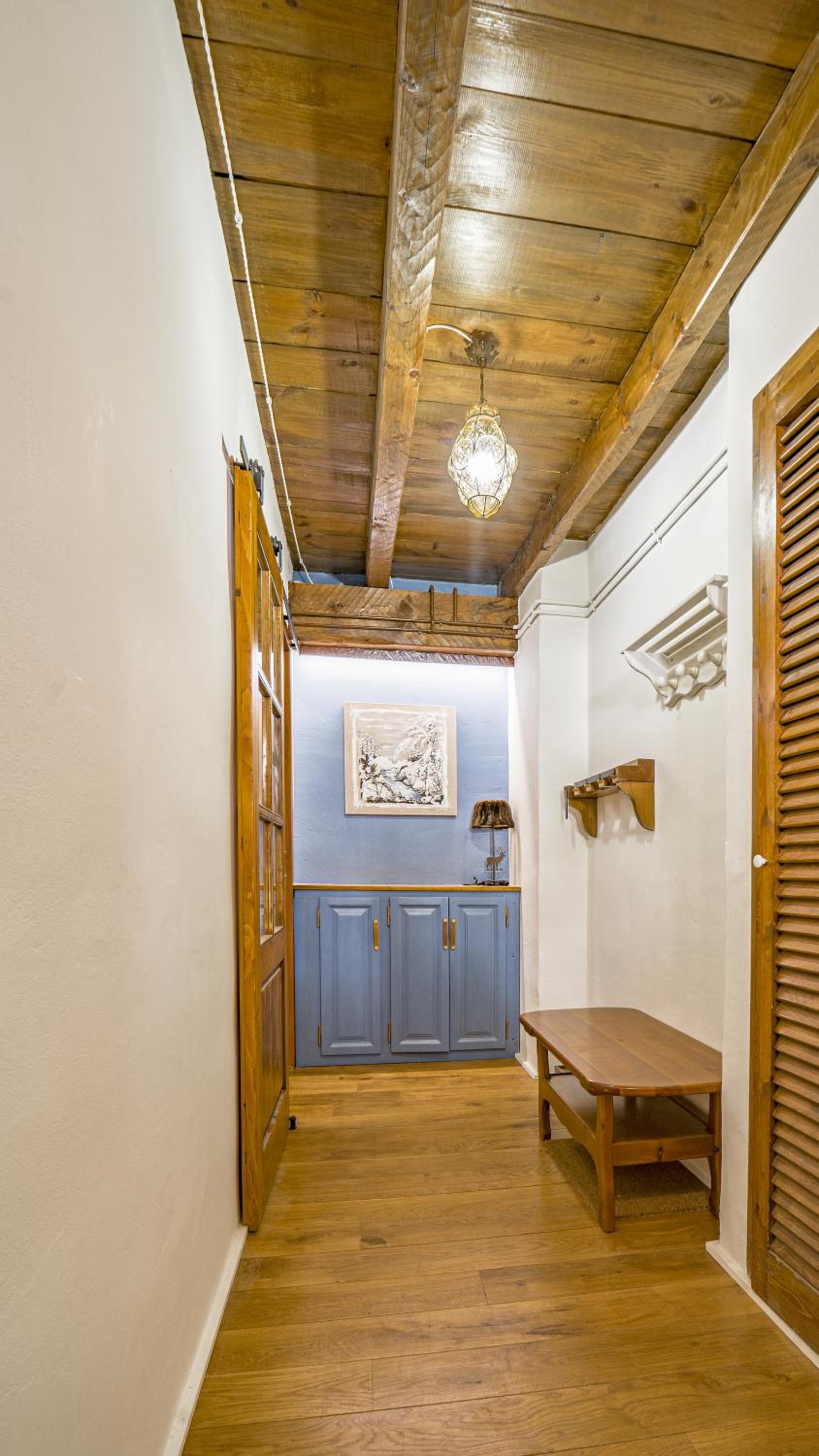 Three-Bedroom House photo 2