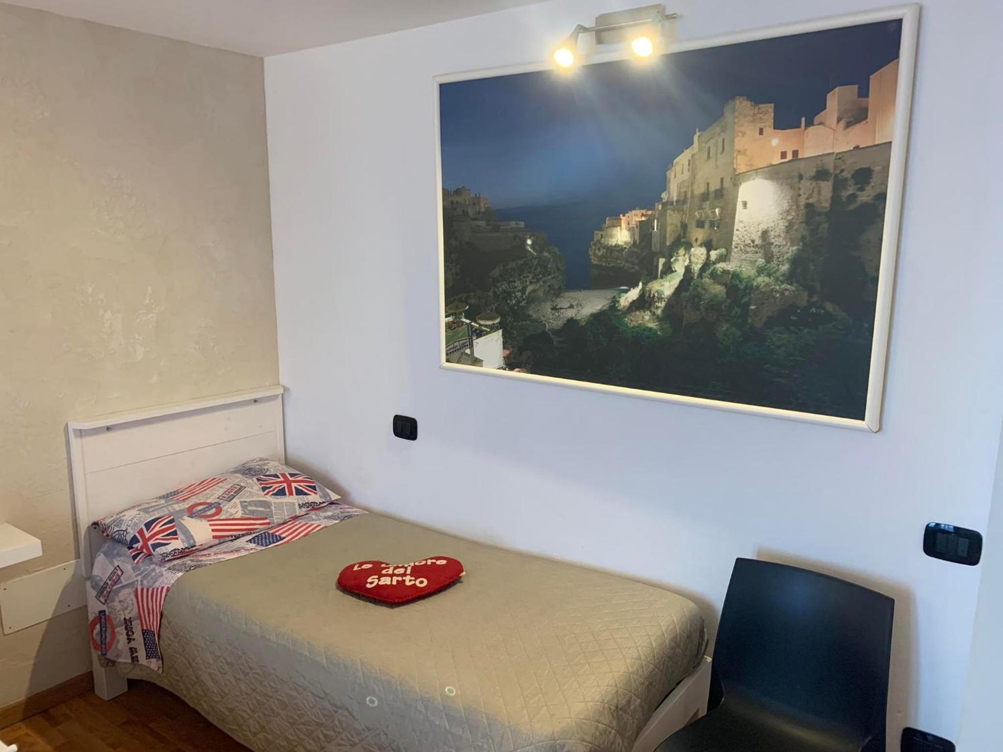 Large Double Room photo 2