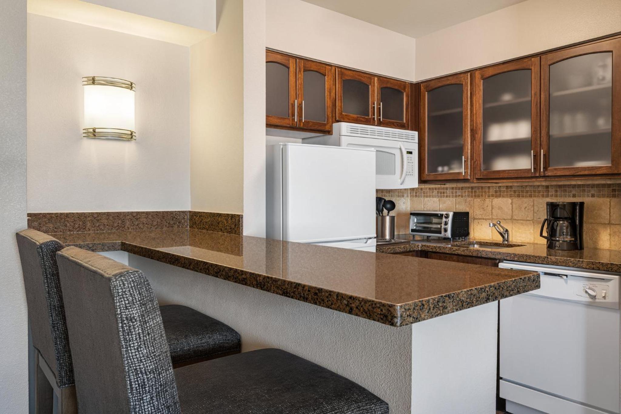 Two-Bedroom King Suite - Non-Smoking - Photo 5
