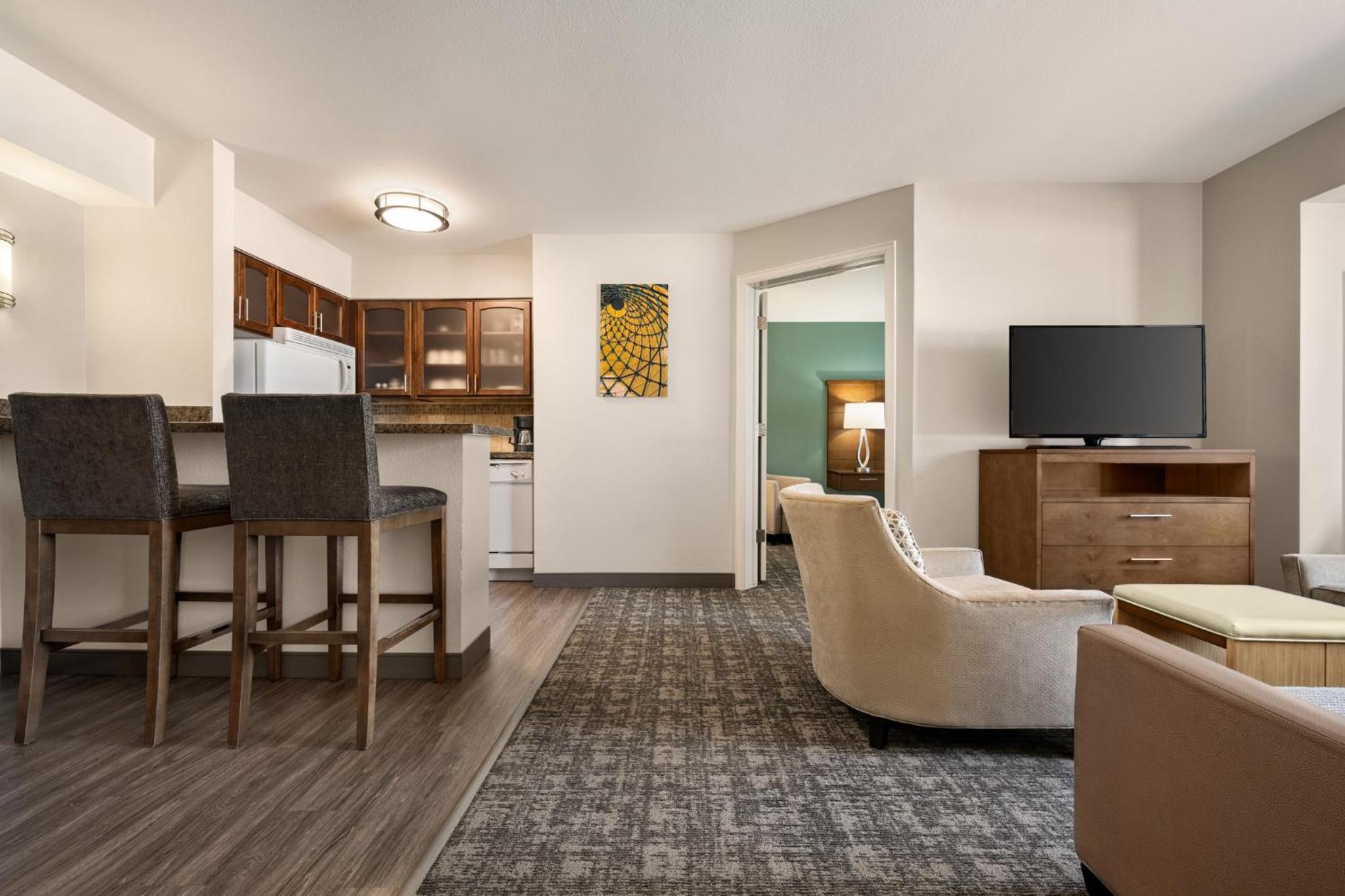 Two-Bedroom King Suite - Non-Smoking - Photo 3